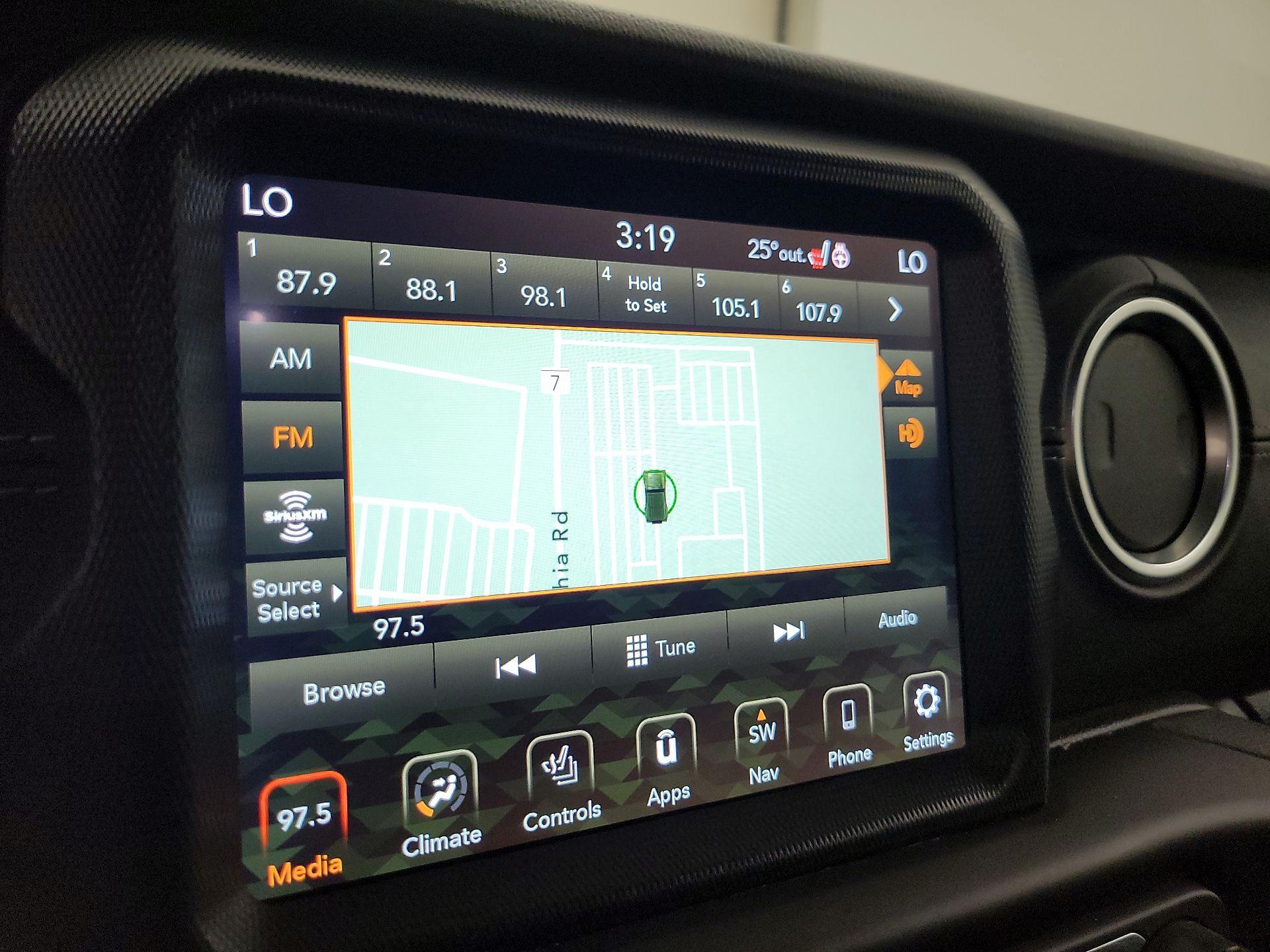 Thumbnail: 2021 Jeep Wrangler - 14