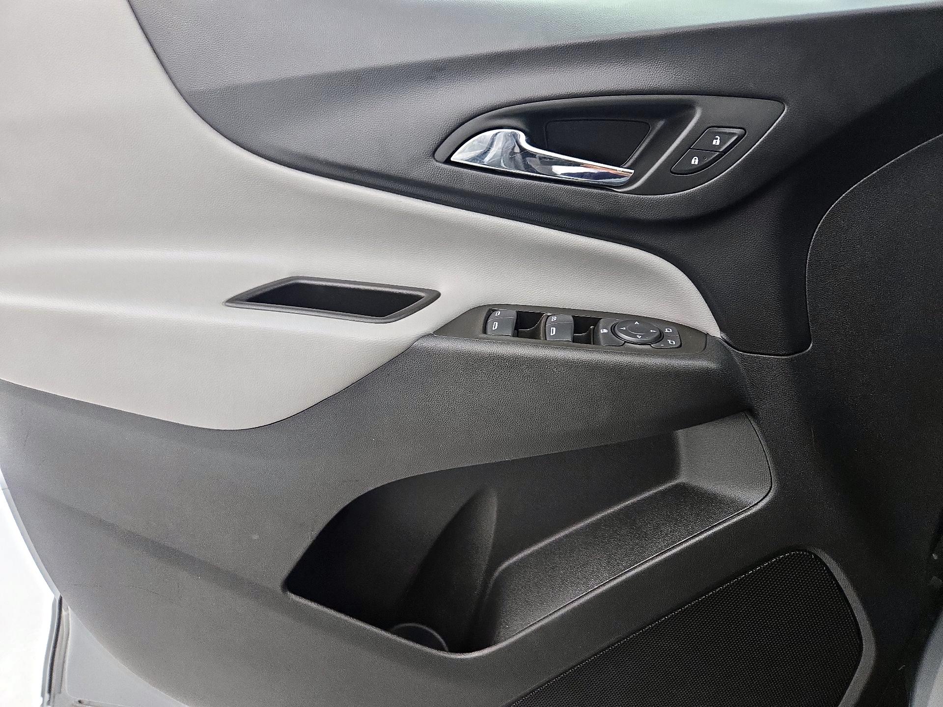 Thumbnail: 2023 Chevrolet Equinox - 12