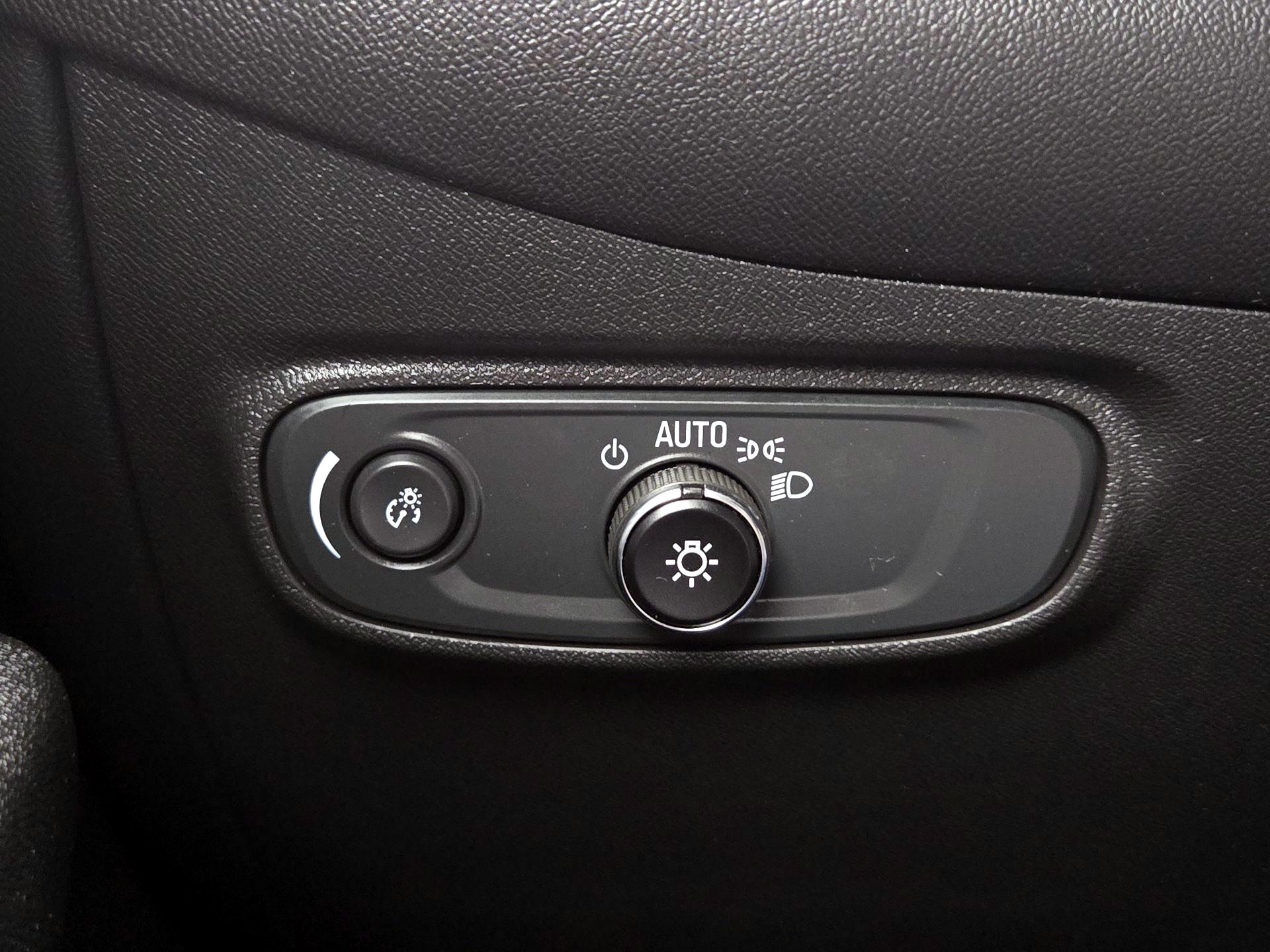 Thumbnail: 2023 Chevrolet Equinox - 13