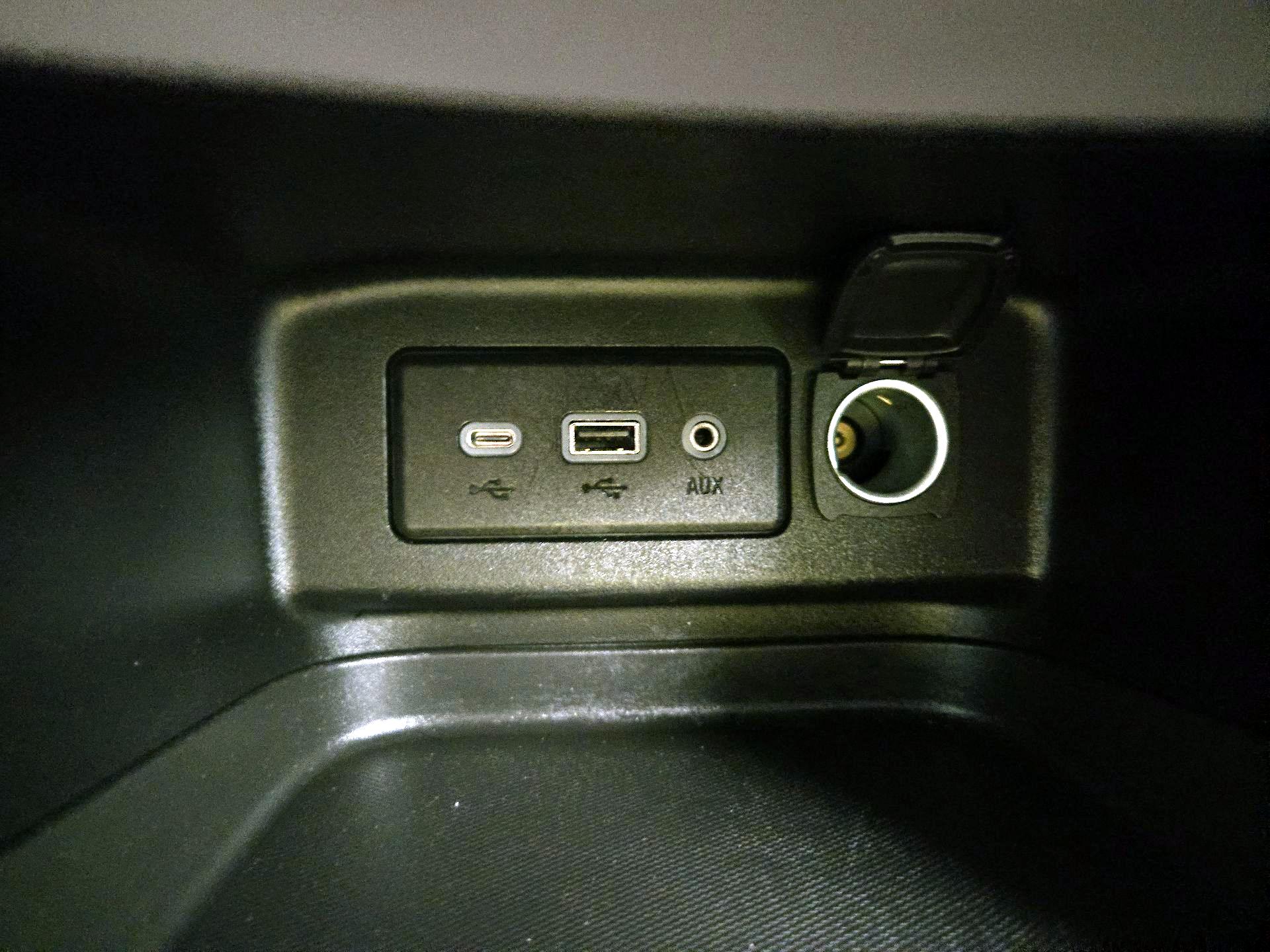 Thumbnail: 2023 Chevrolet Equinox - 18