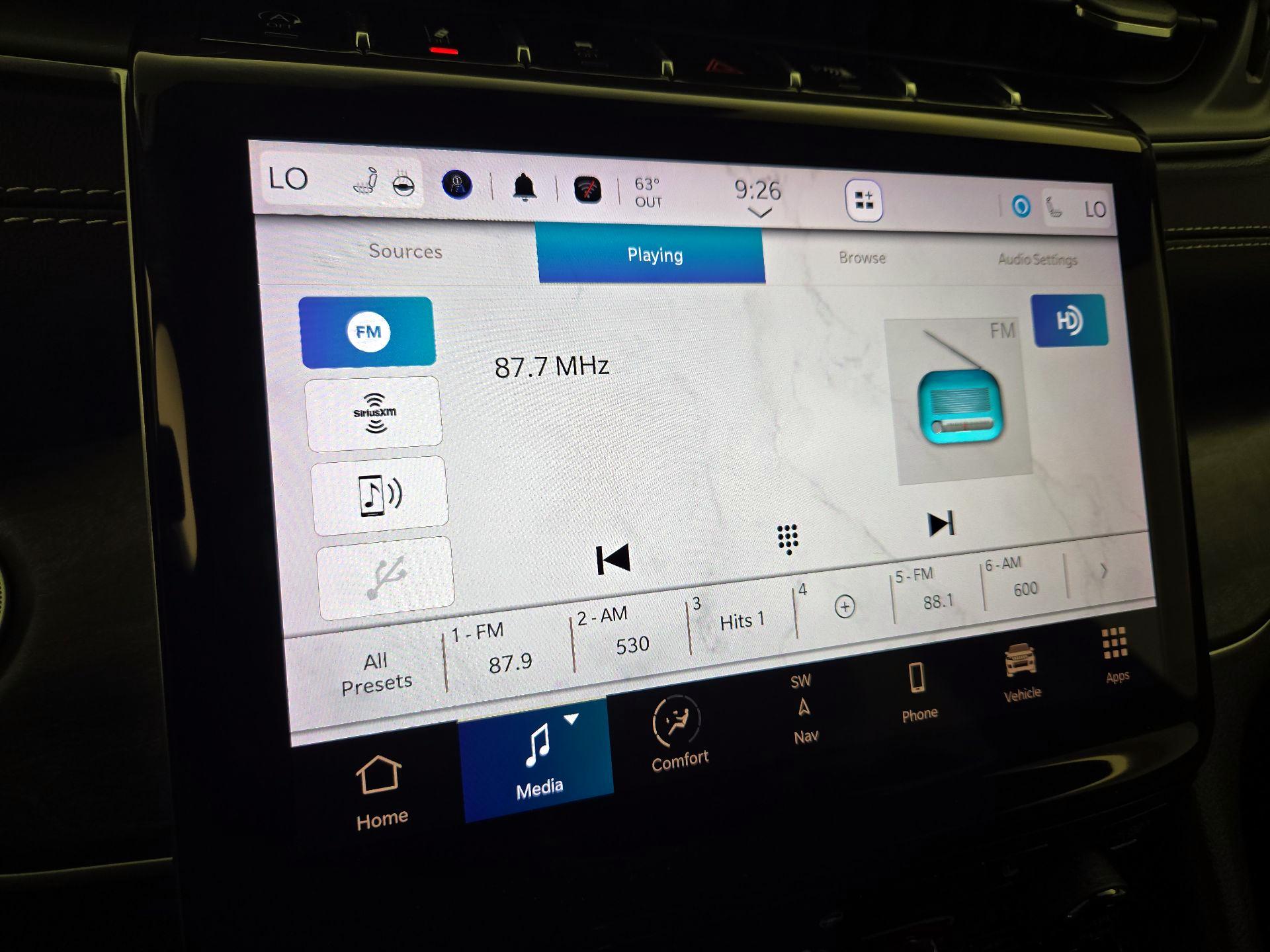 Thumbnail: 2023 Jeep Grand Cherokee - 16