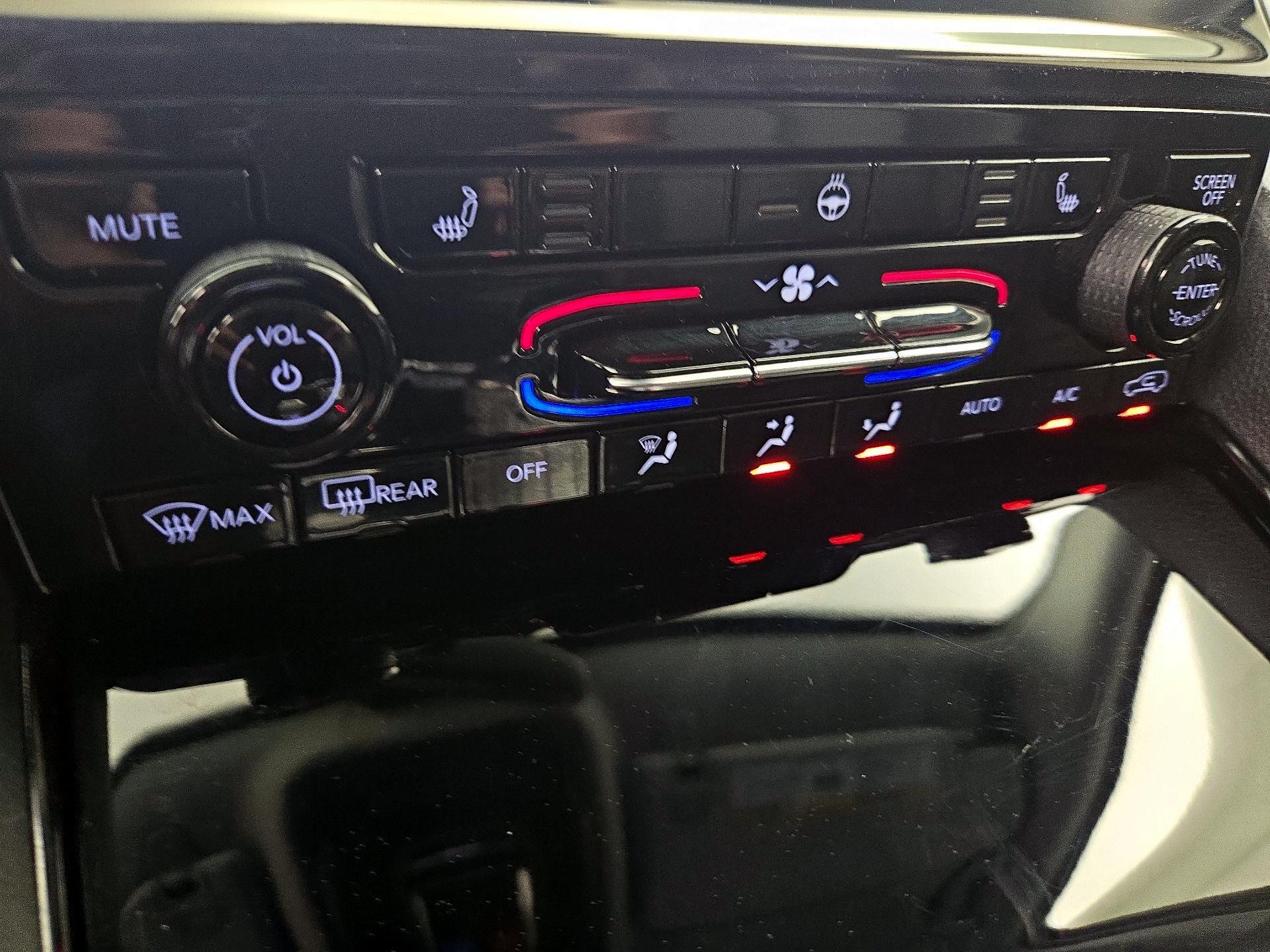 Thumbnail: 2023 Jeep Grand Cherokee - 17