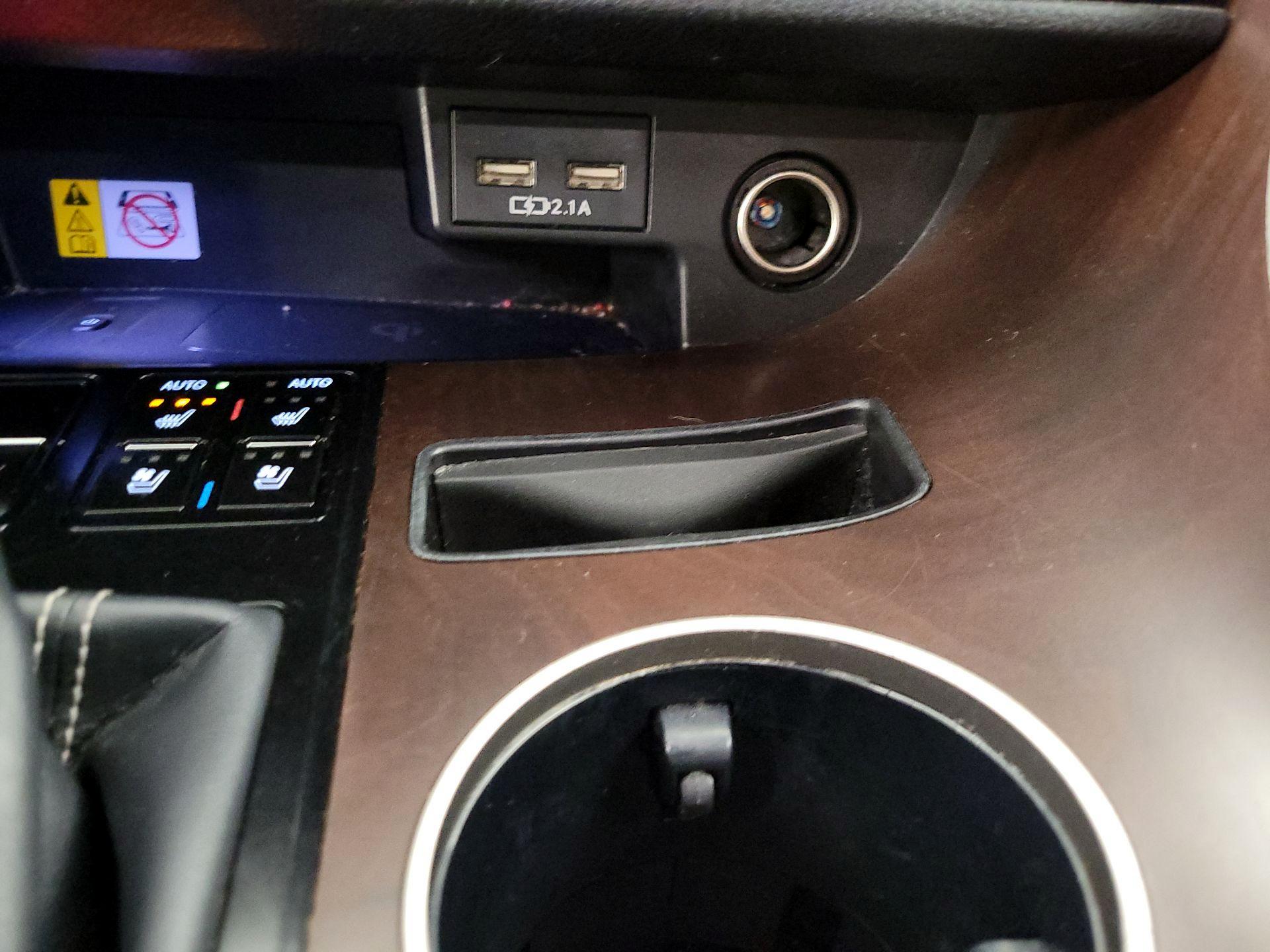 Thumbnail: 2022 Lexus RX - 19