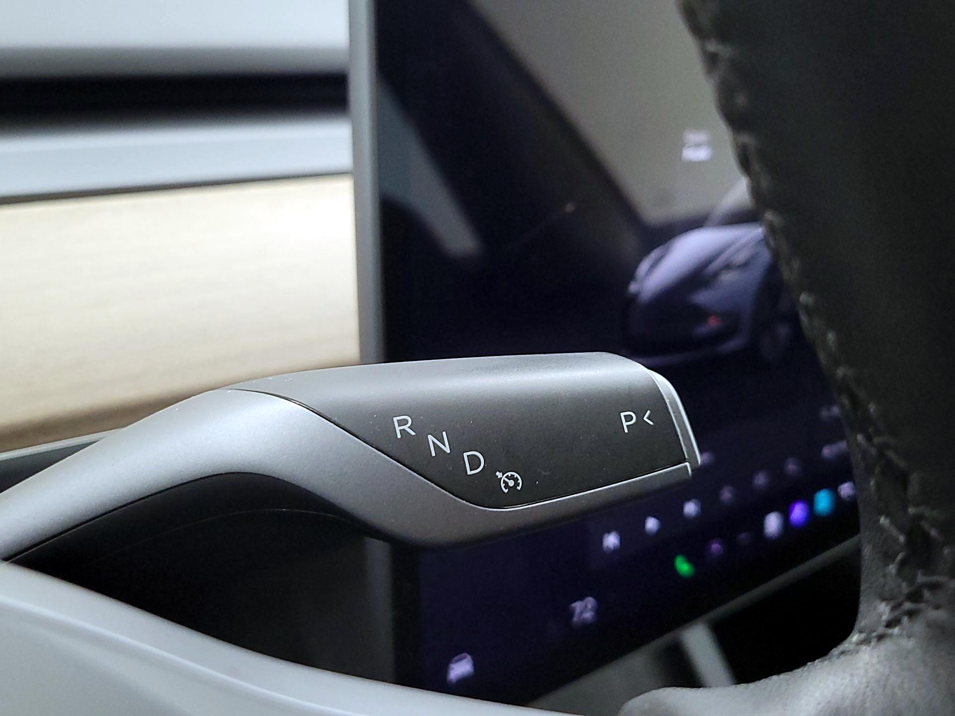 Thumbnail: 2023 Tesla Model 3 - 17