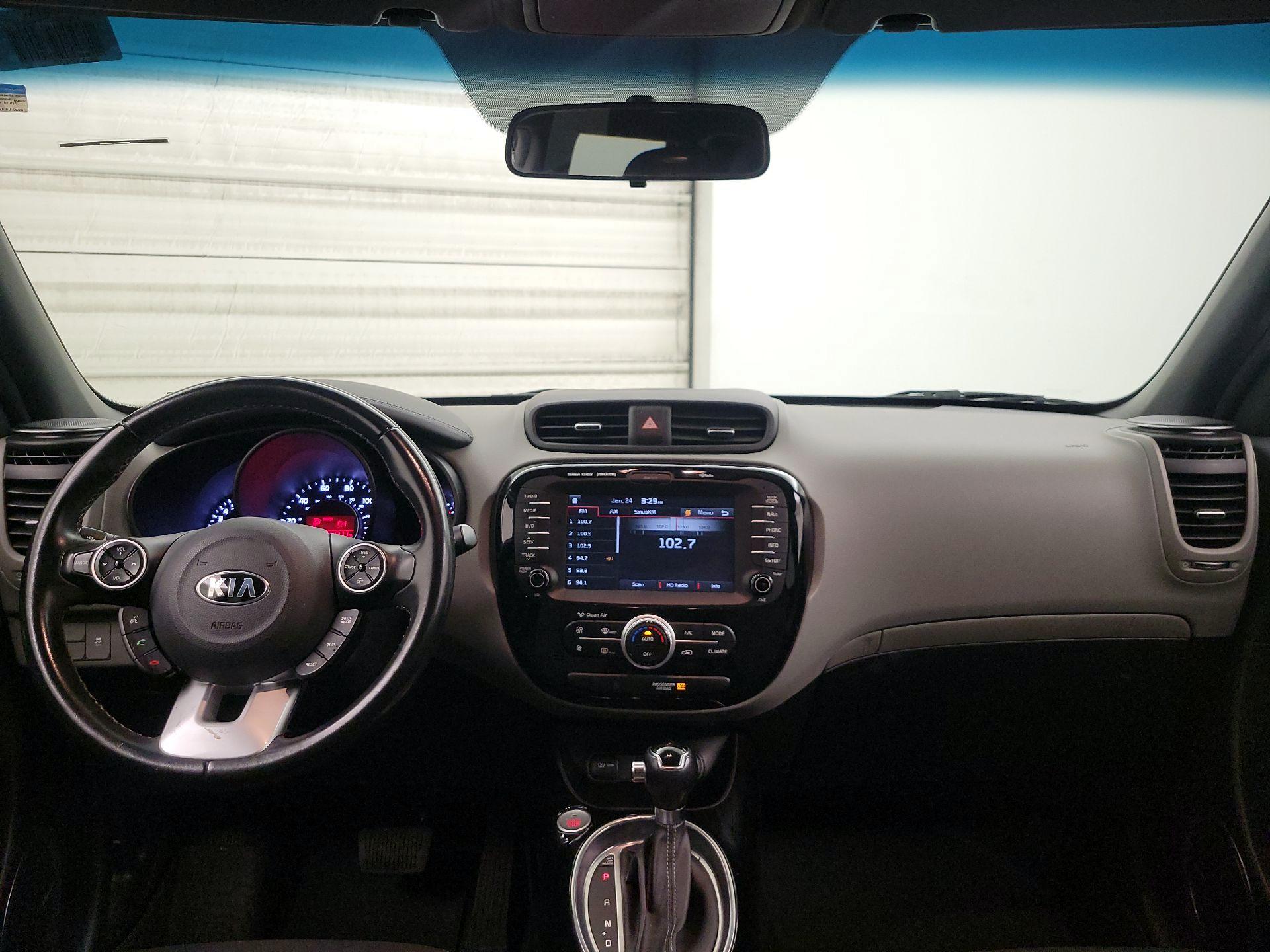 Thumbnail: 2017 Kia Soul - 9