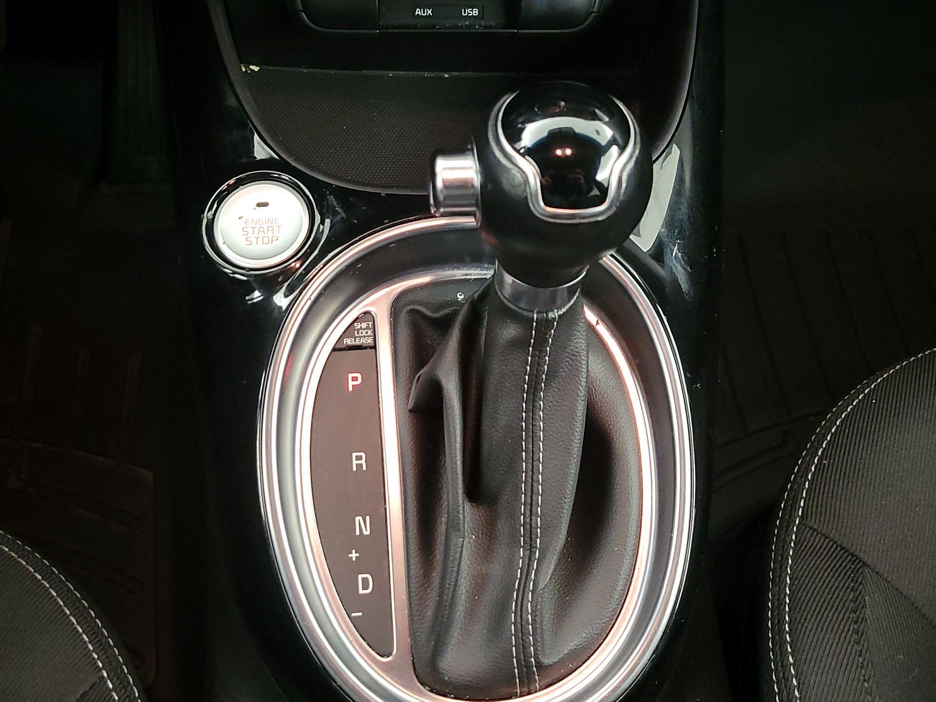 Thumbnail: 2017 Kia Soul - 17