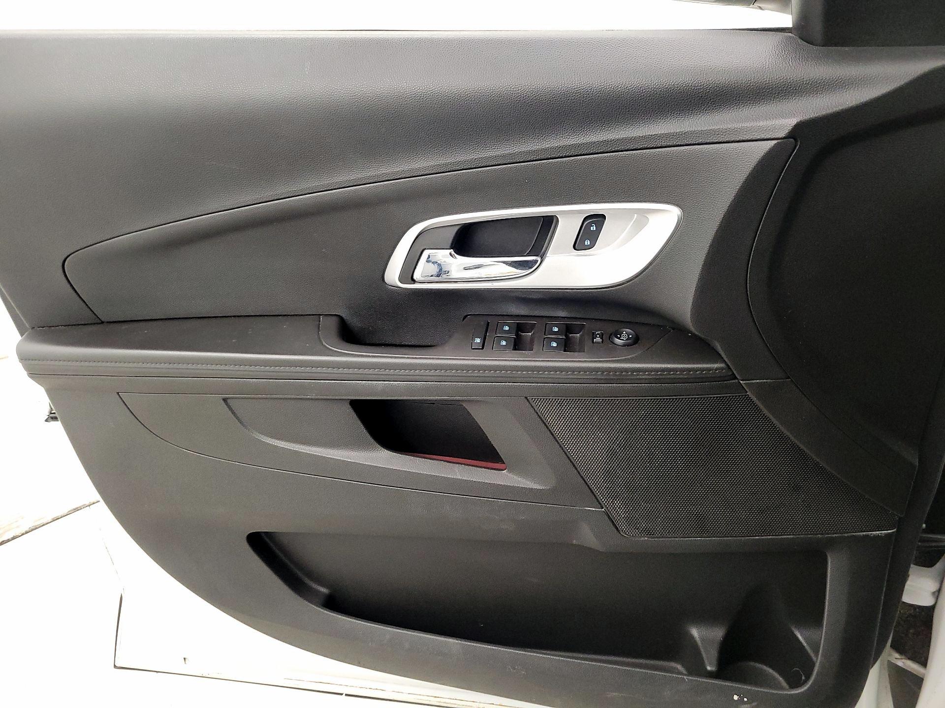 Thumbnail: 2014 Chevrolet Equinox - 12