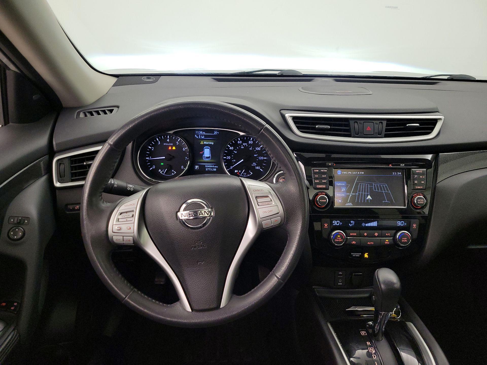 Thumbnail: 2015 Nissan Rogue - 10