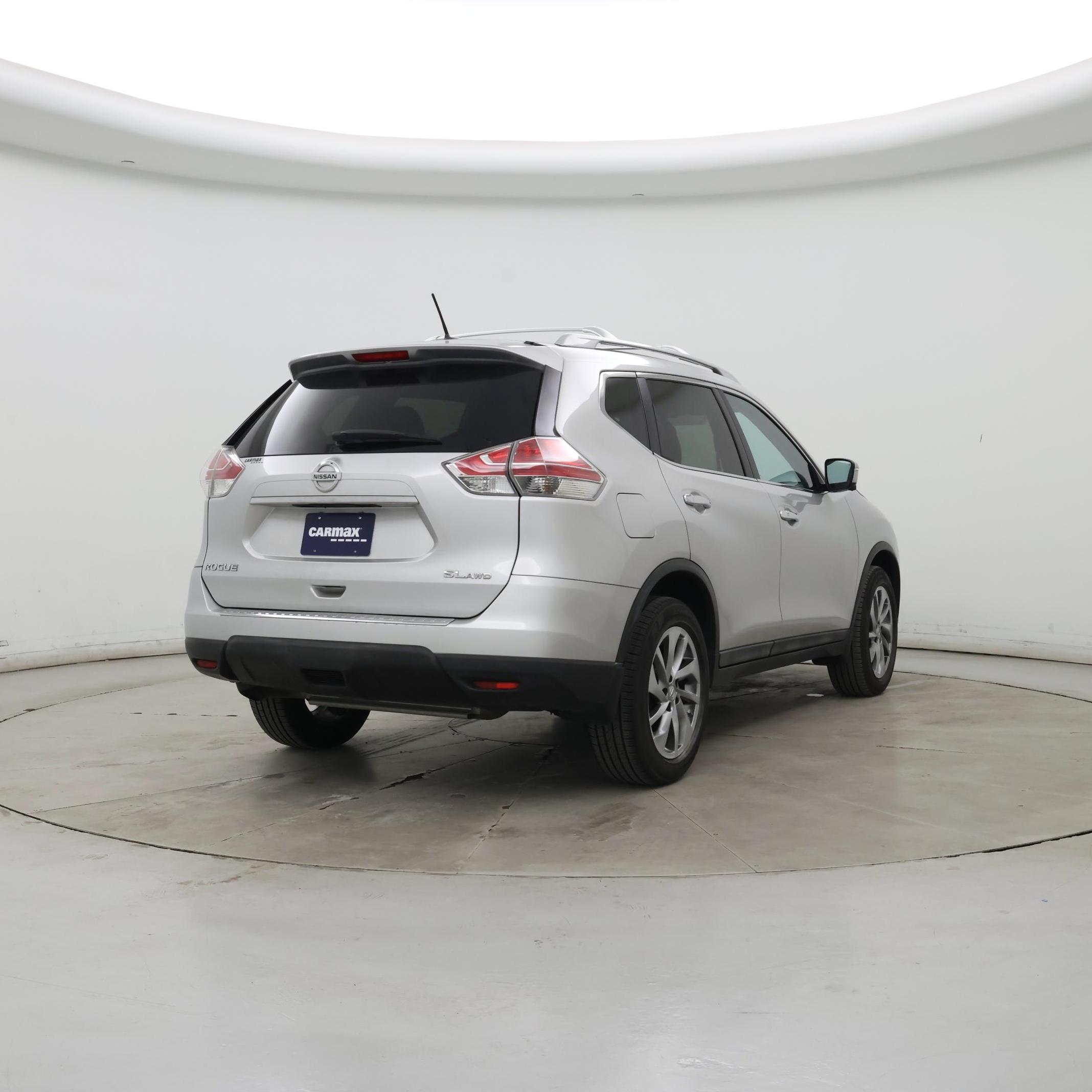 Thumbnail: 2015 Nissan Rogue - 8