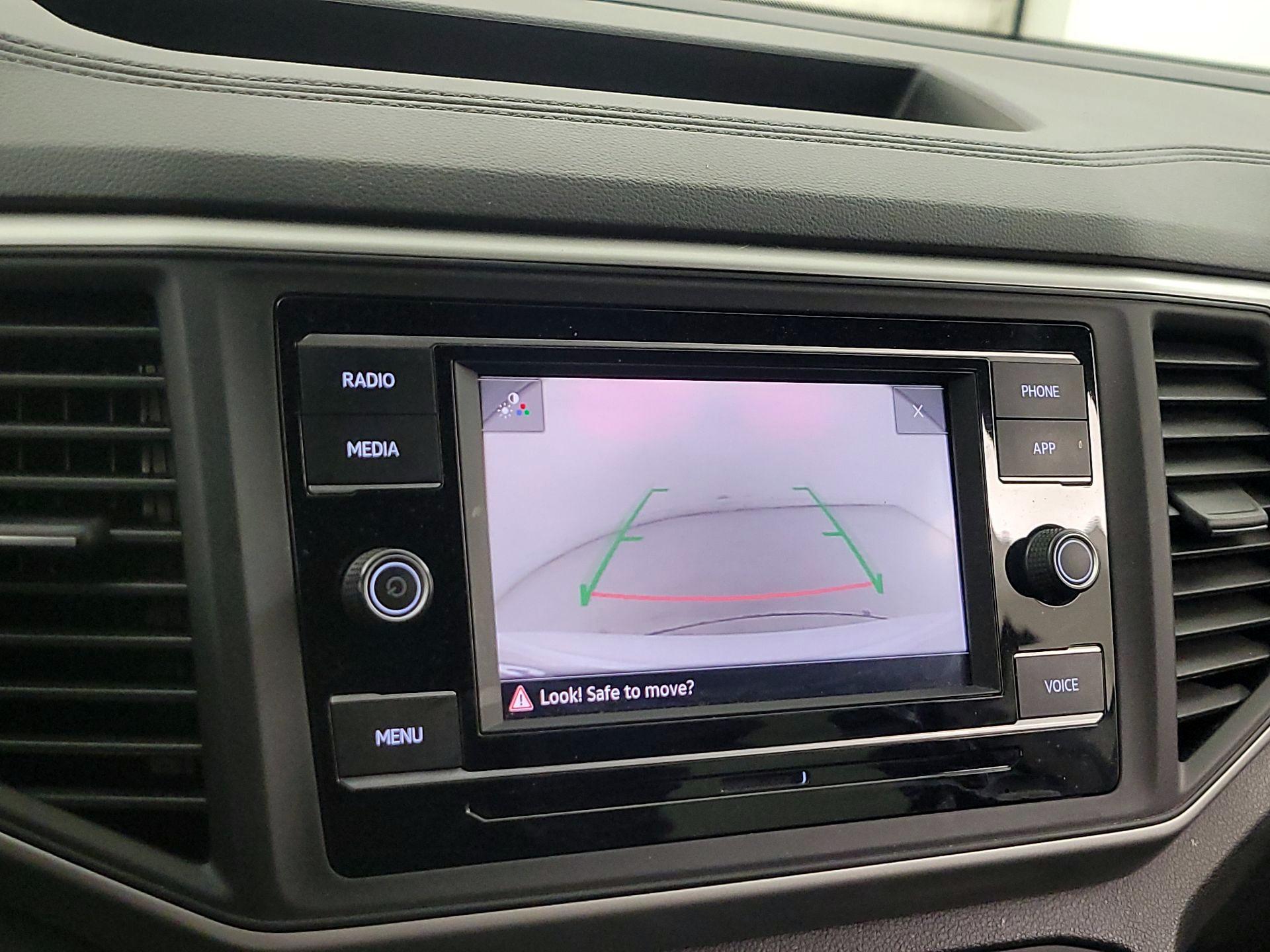 Thumbnail: 2022 Volkswagen Atlas - 14