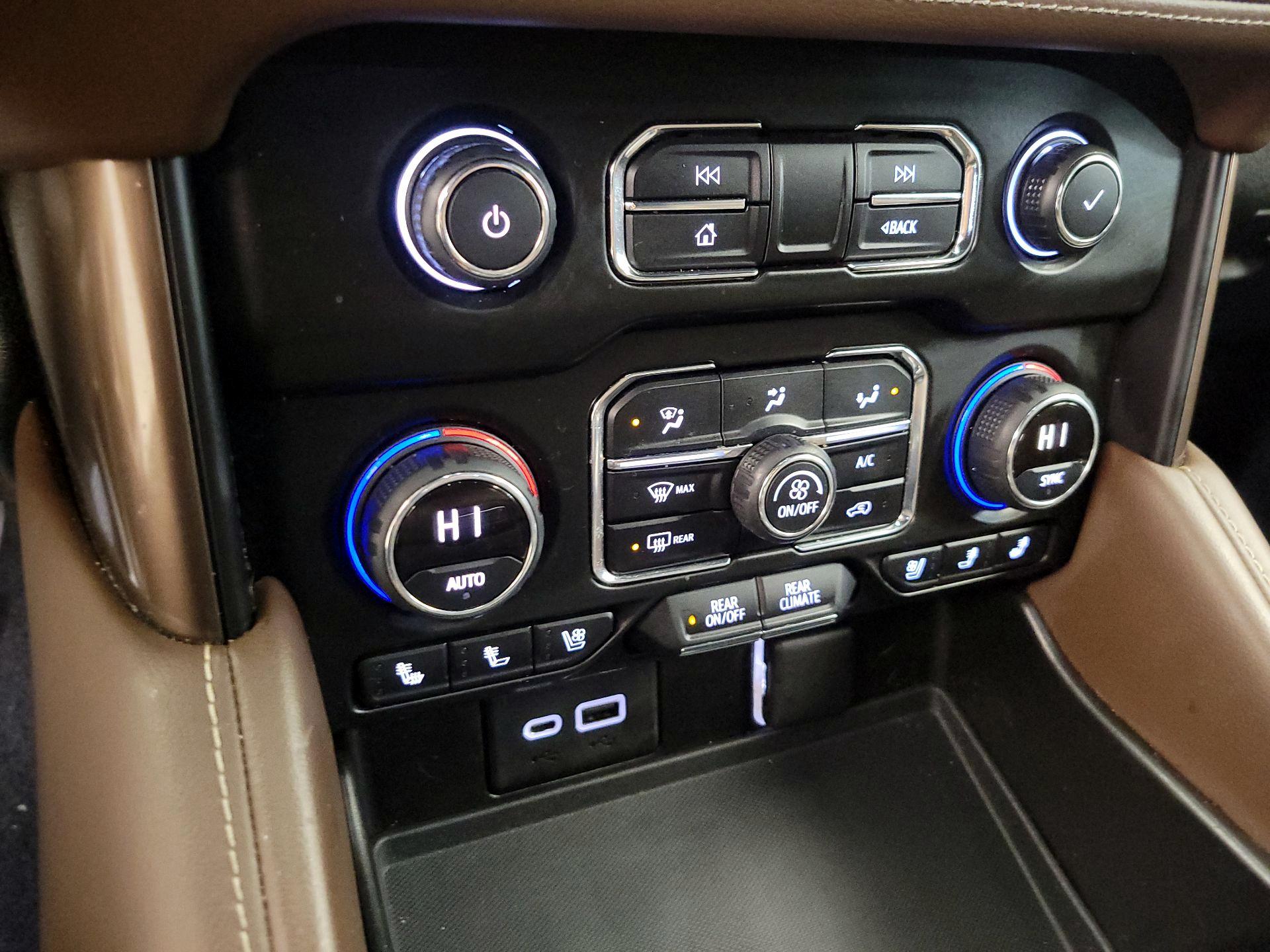 Thumbnail: 2021 Chevrolet Suburban - 16