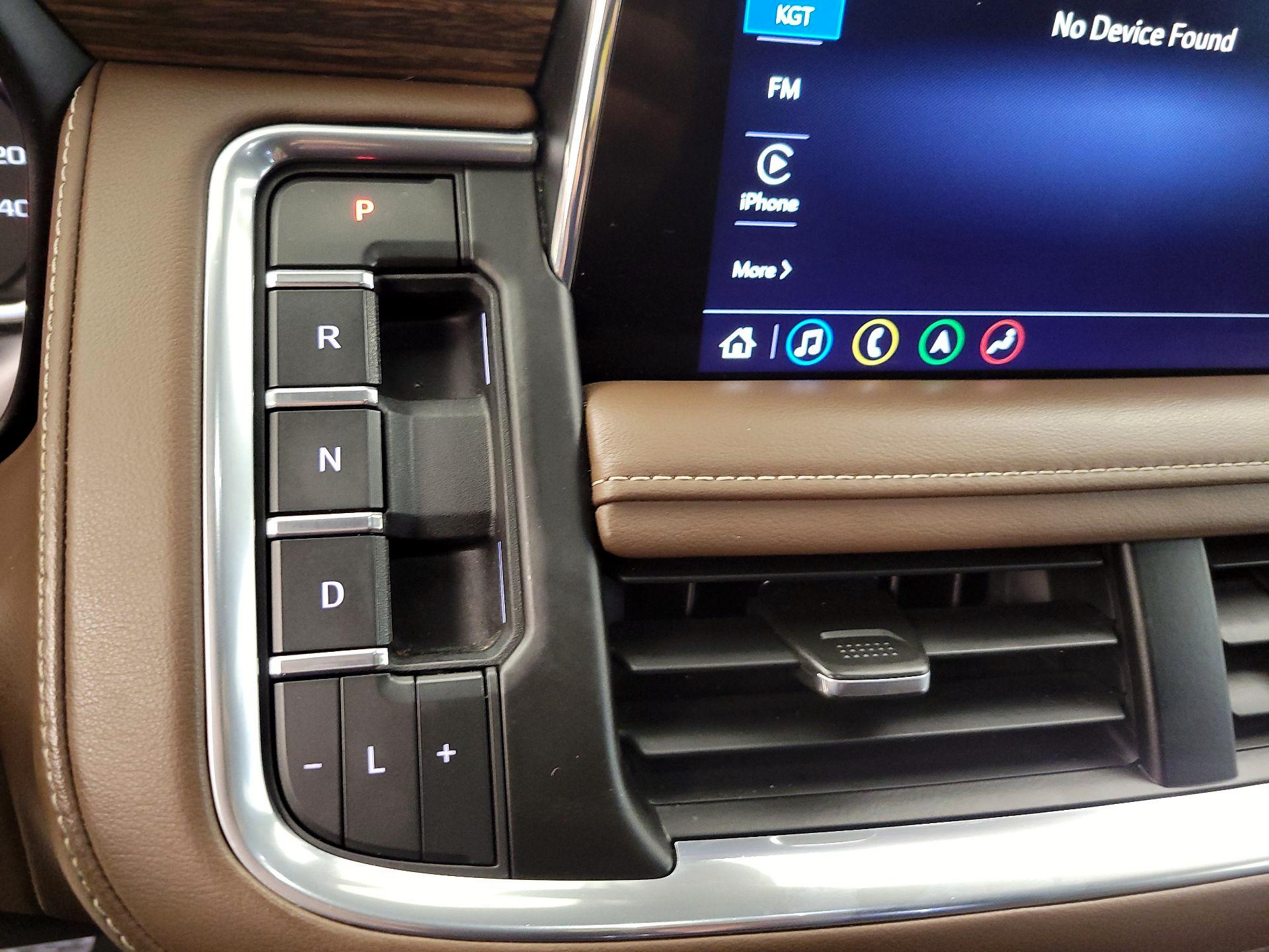 Thumbnail: 2021 Chevrolet Suburban - 17