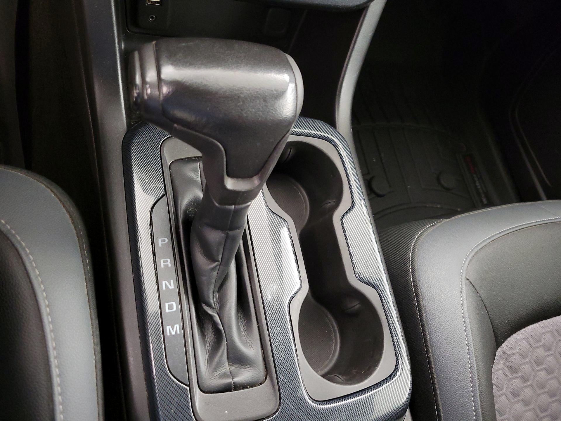 Thumbnail: 2016 Chevrolet Colorado - 18