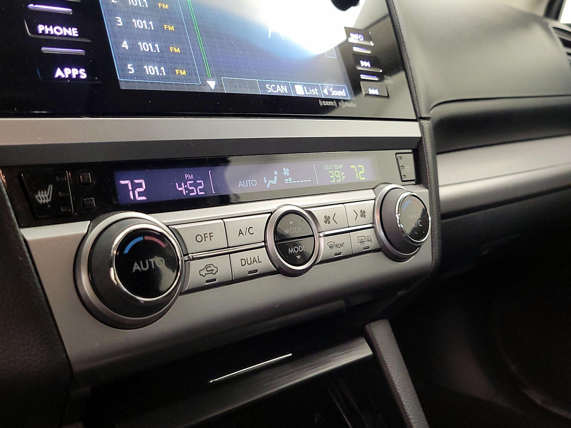 Thumbnail: 2016 Subaru Legacy - 16