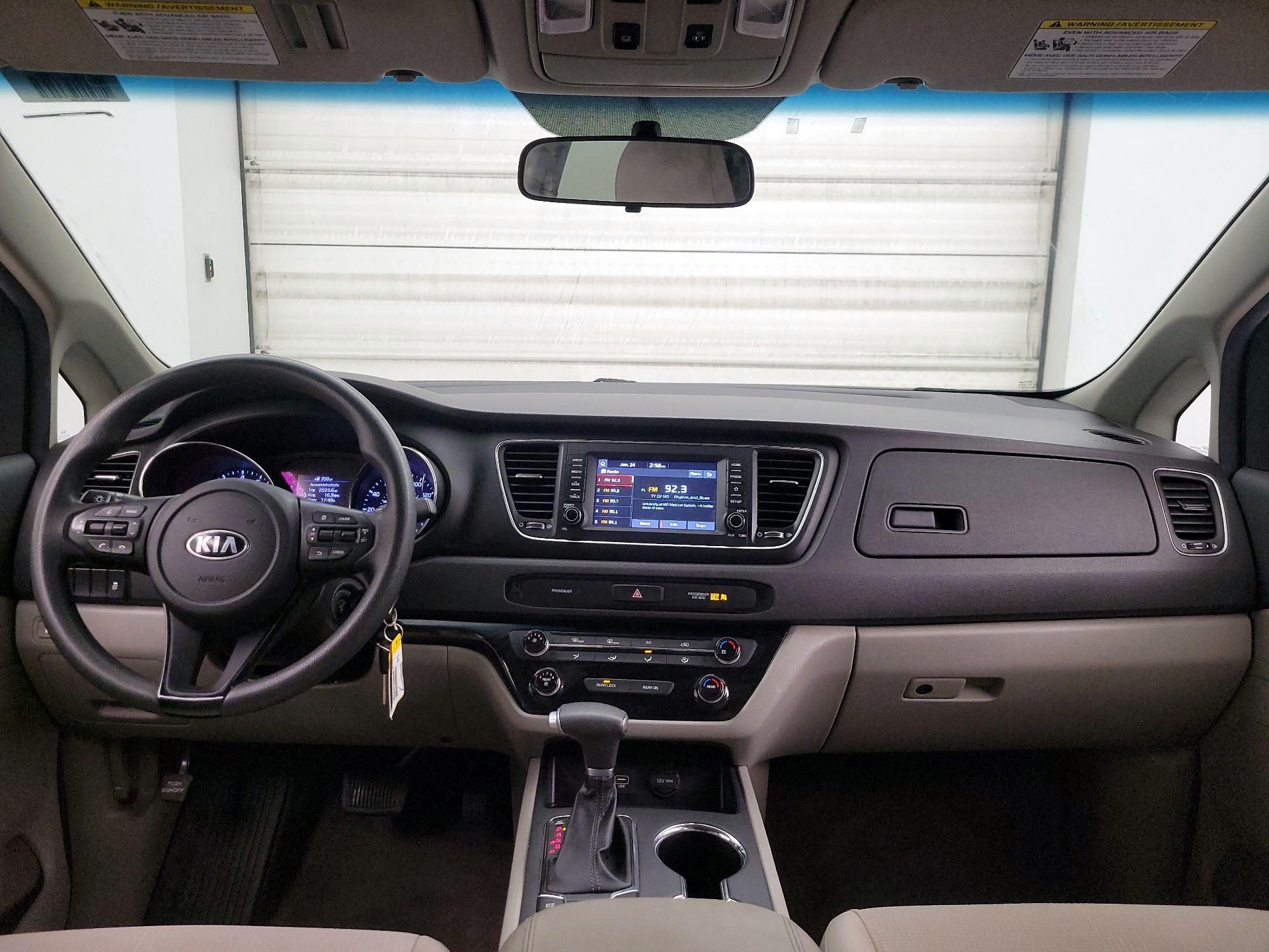 Thumbnail: 2020 Kia Sedona - 9