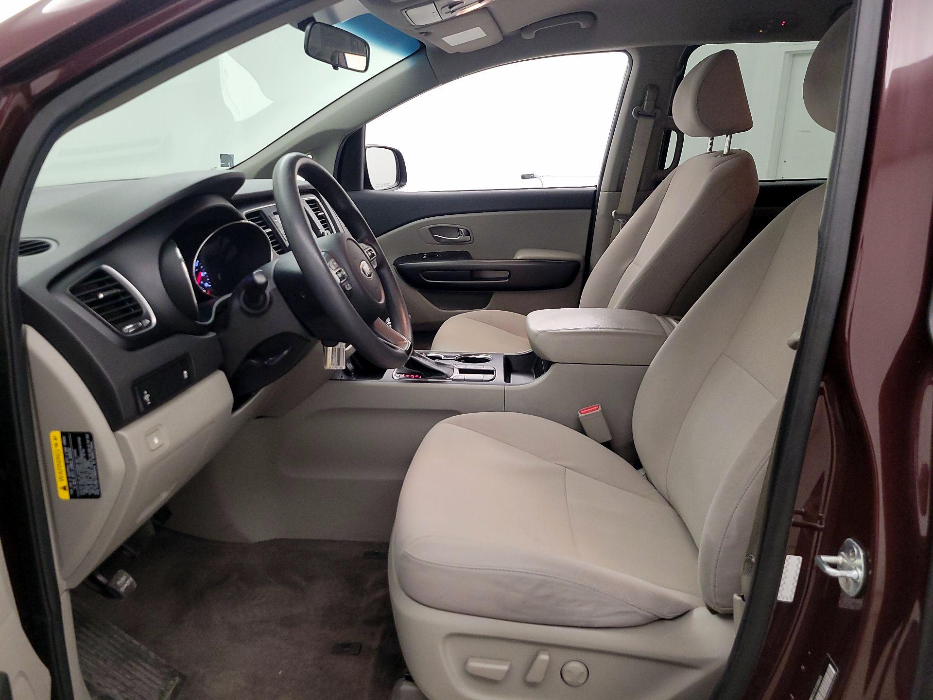 Thumbnail: 2020 Kia Sedona - 11