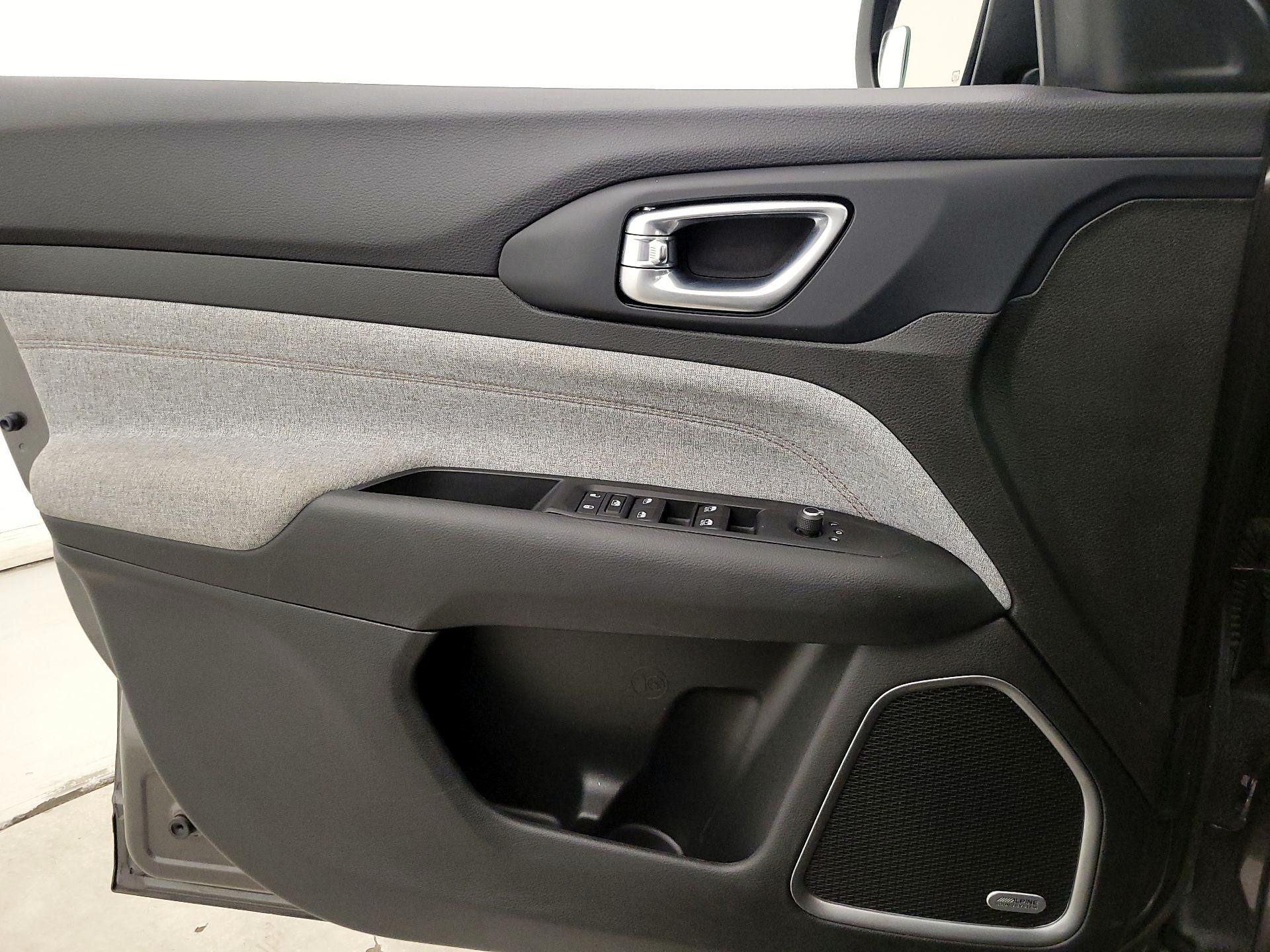 Thumbnail: 2022 Jeep Compass - 12