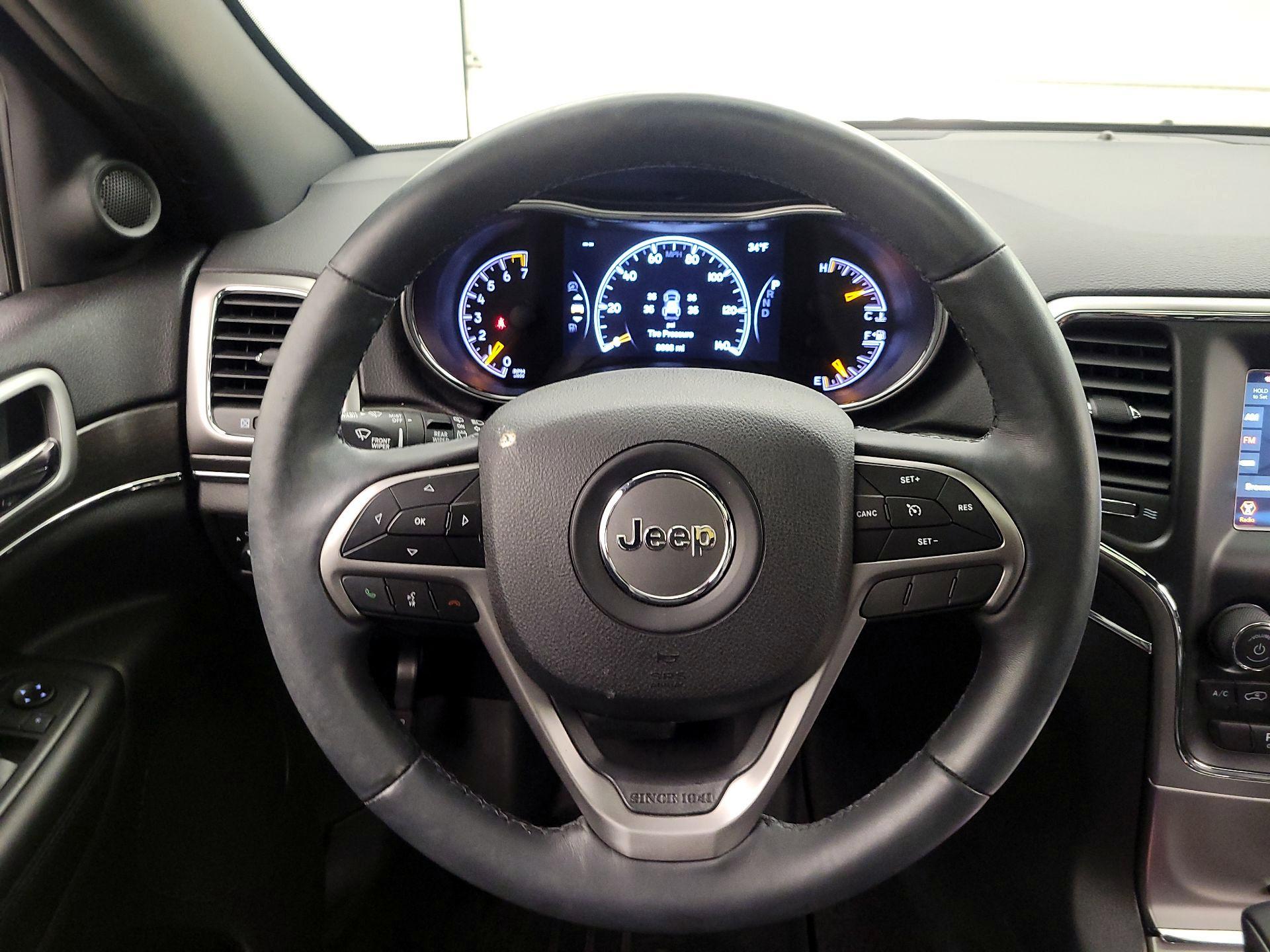 Thumbnail: 2018 Jeep Grand Cherokee - 10