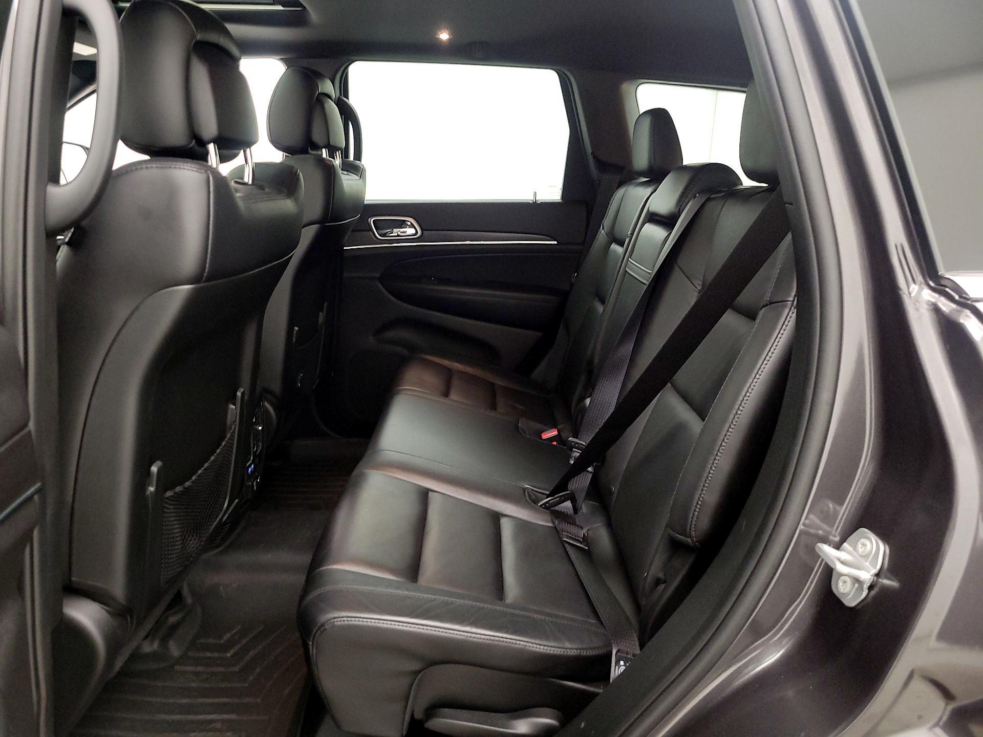 Thumbnail: 2018 Jeep Grand Cherokee - 20