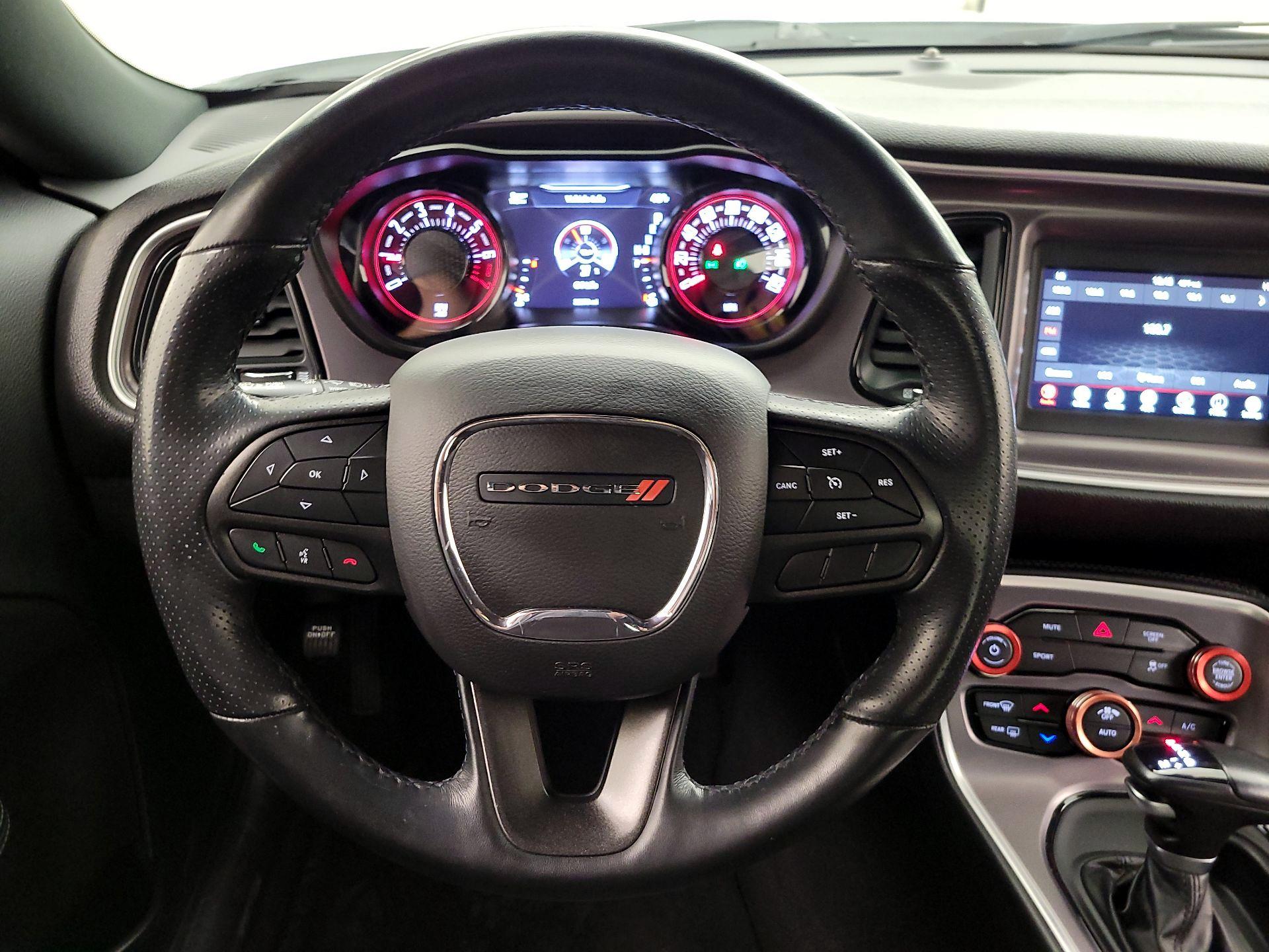 Thumbnail: 2022 Dodge Challenger - 10