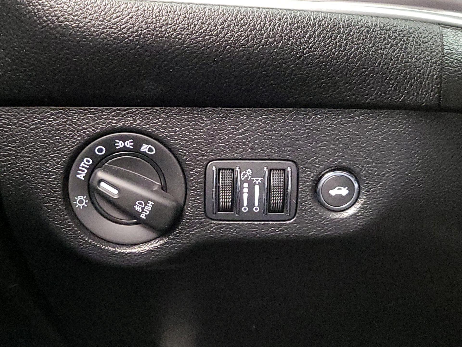 Thumbnail: 2022 Dodge Challenger - 13