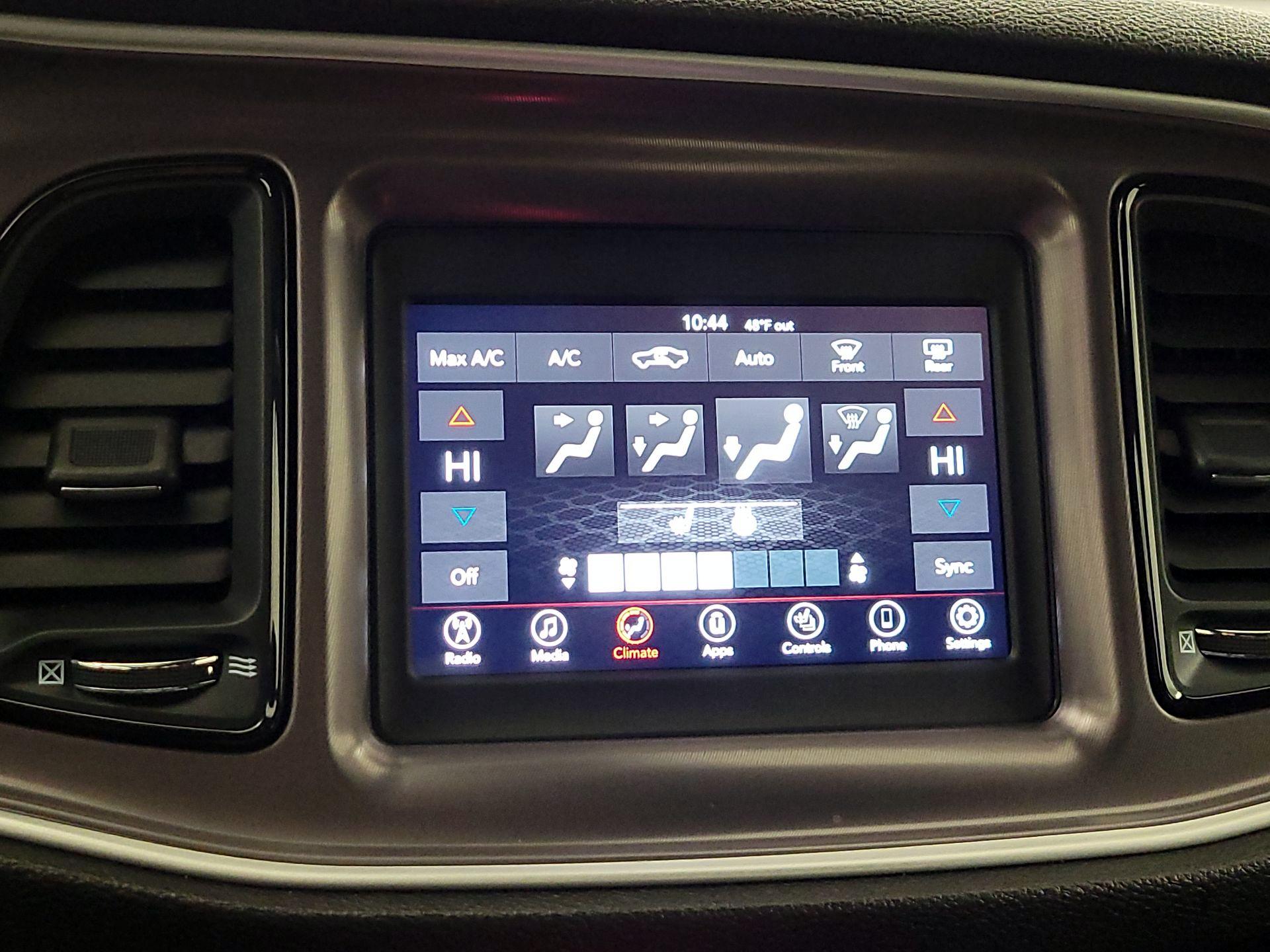 Thumbnail: 2022 Dodge Challenger - 16