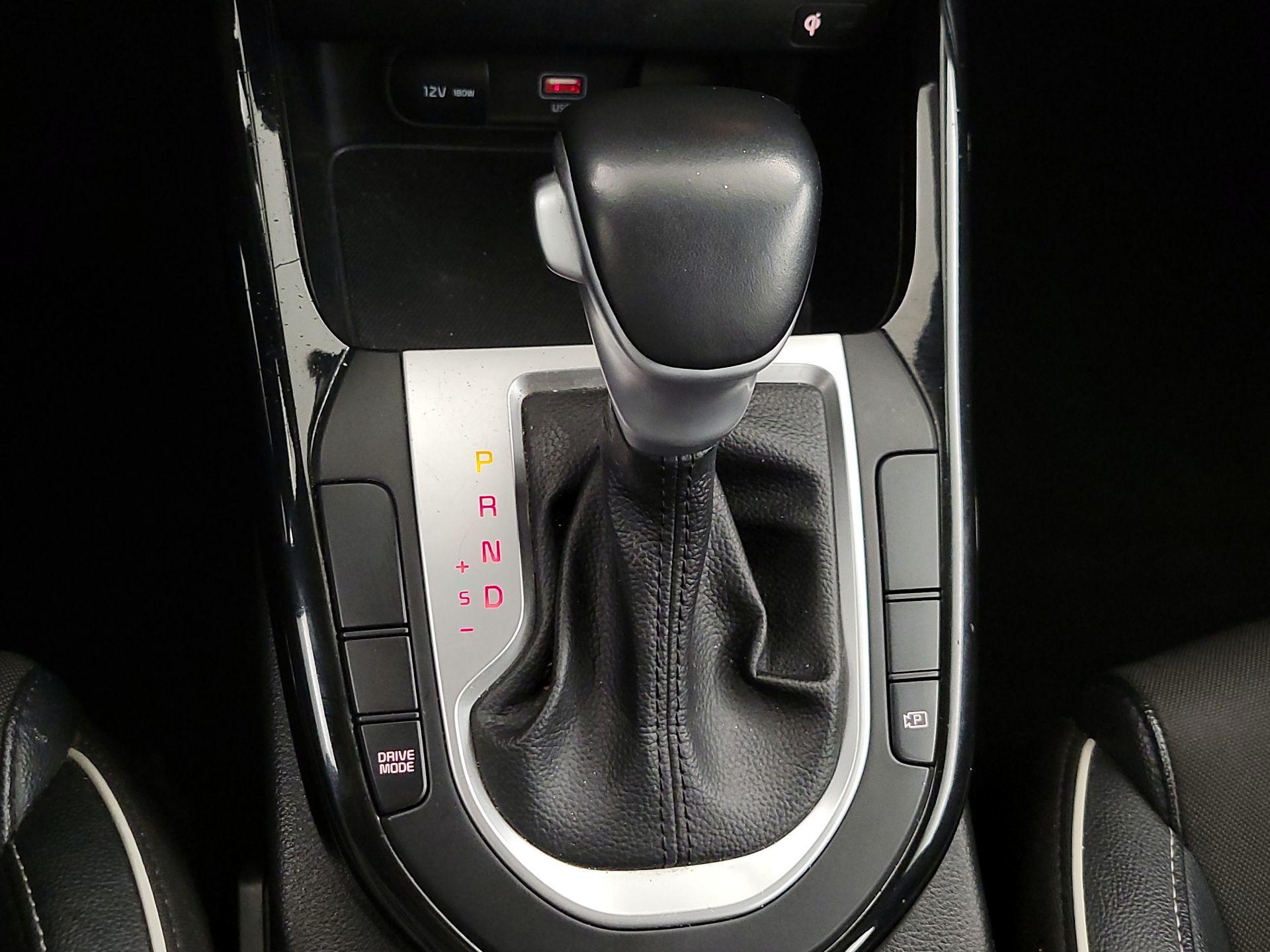 Thumbnail: 2023 Kia Forte - 18