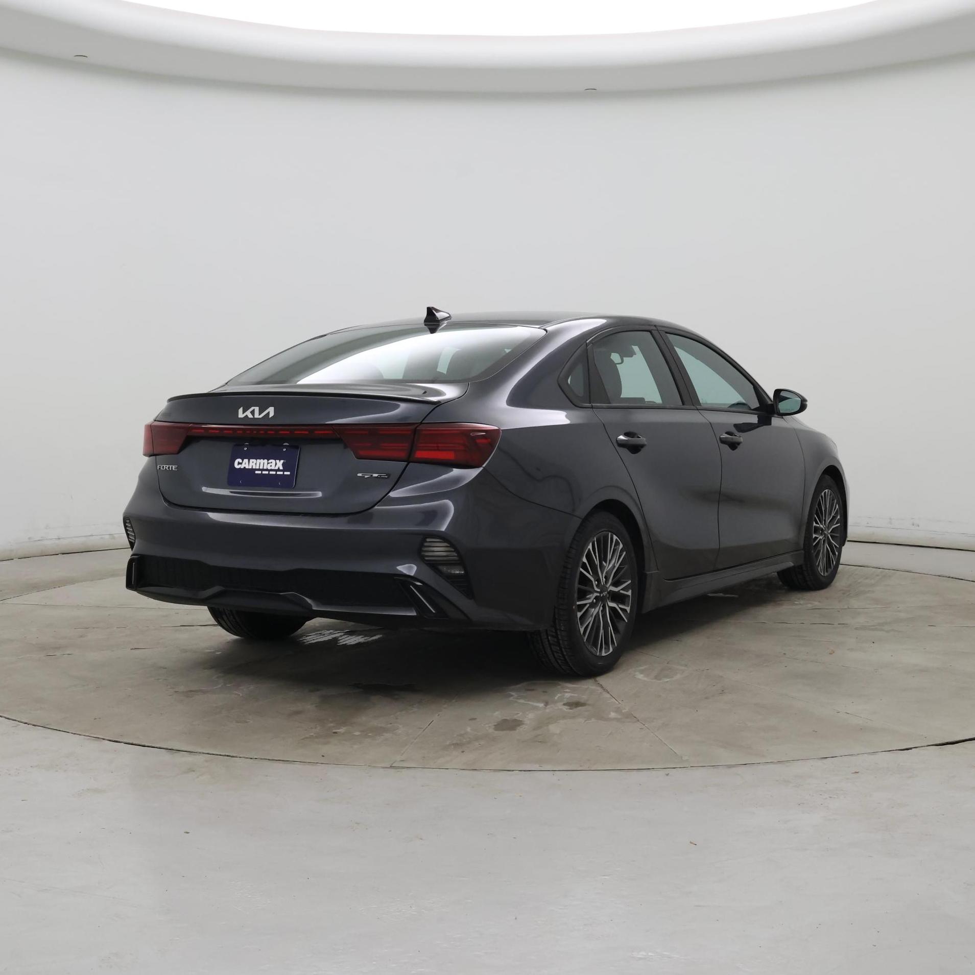 Thumbnail: 2023 Kia Forte - 8