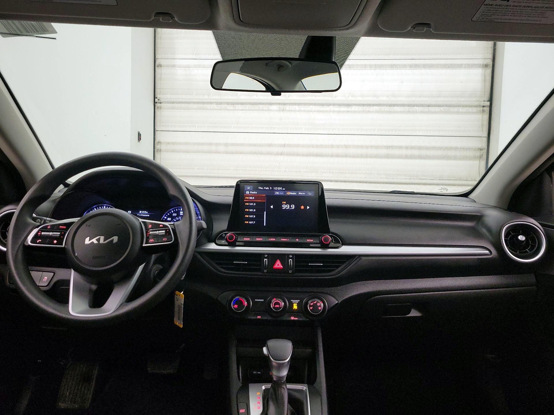 Thumbnail: 2024 Kia Forte - 9