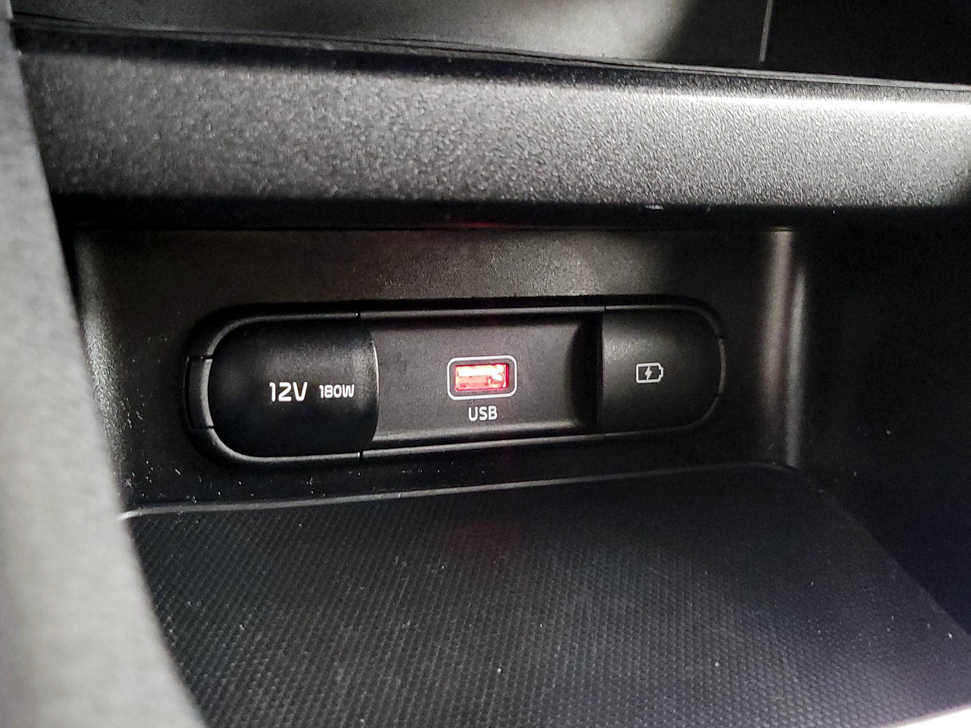 Thumbnail: 2024 Kia Forte - 18