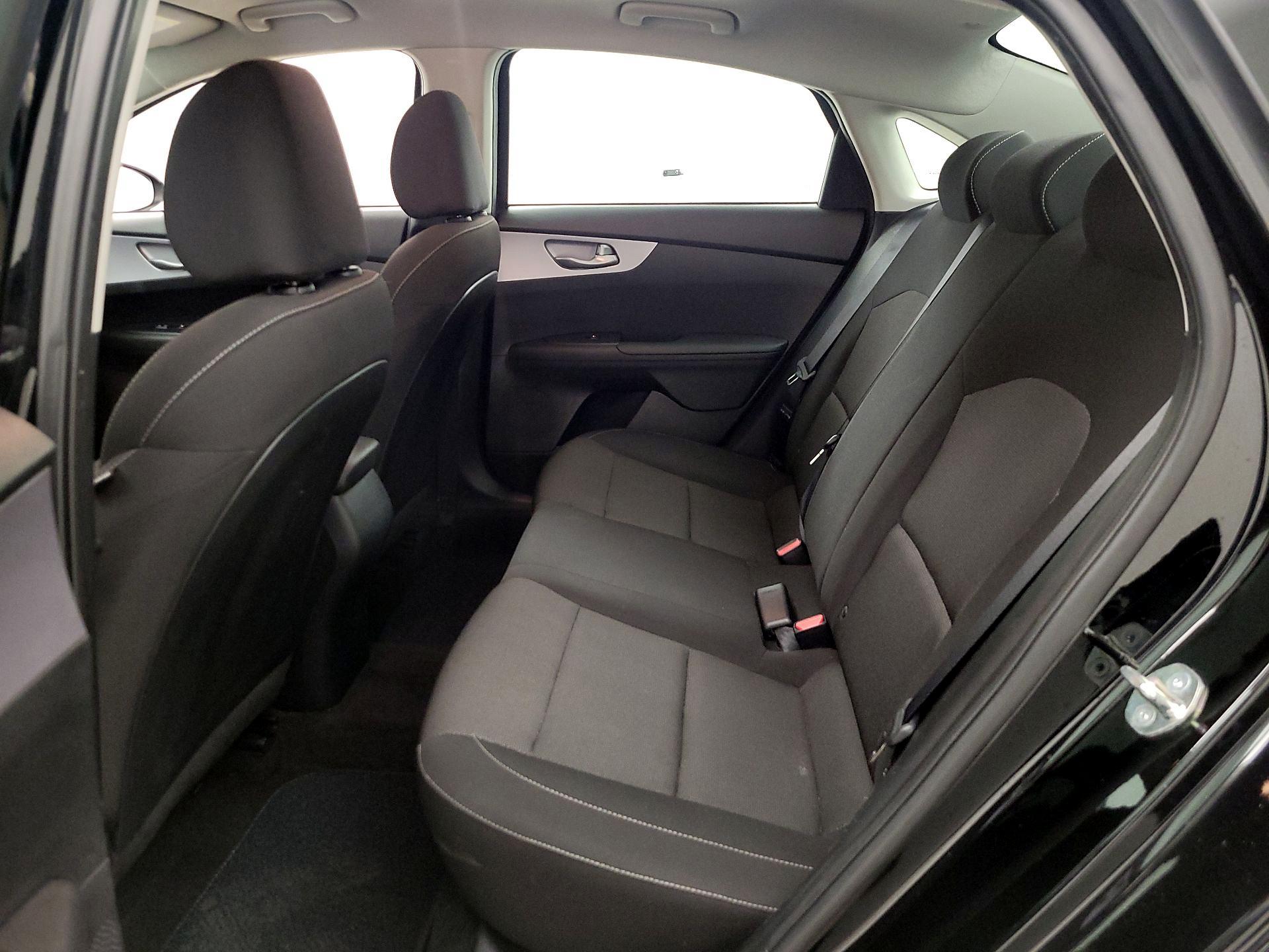 Thumbnail: 2024 Kia Forte - 19