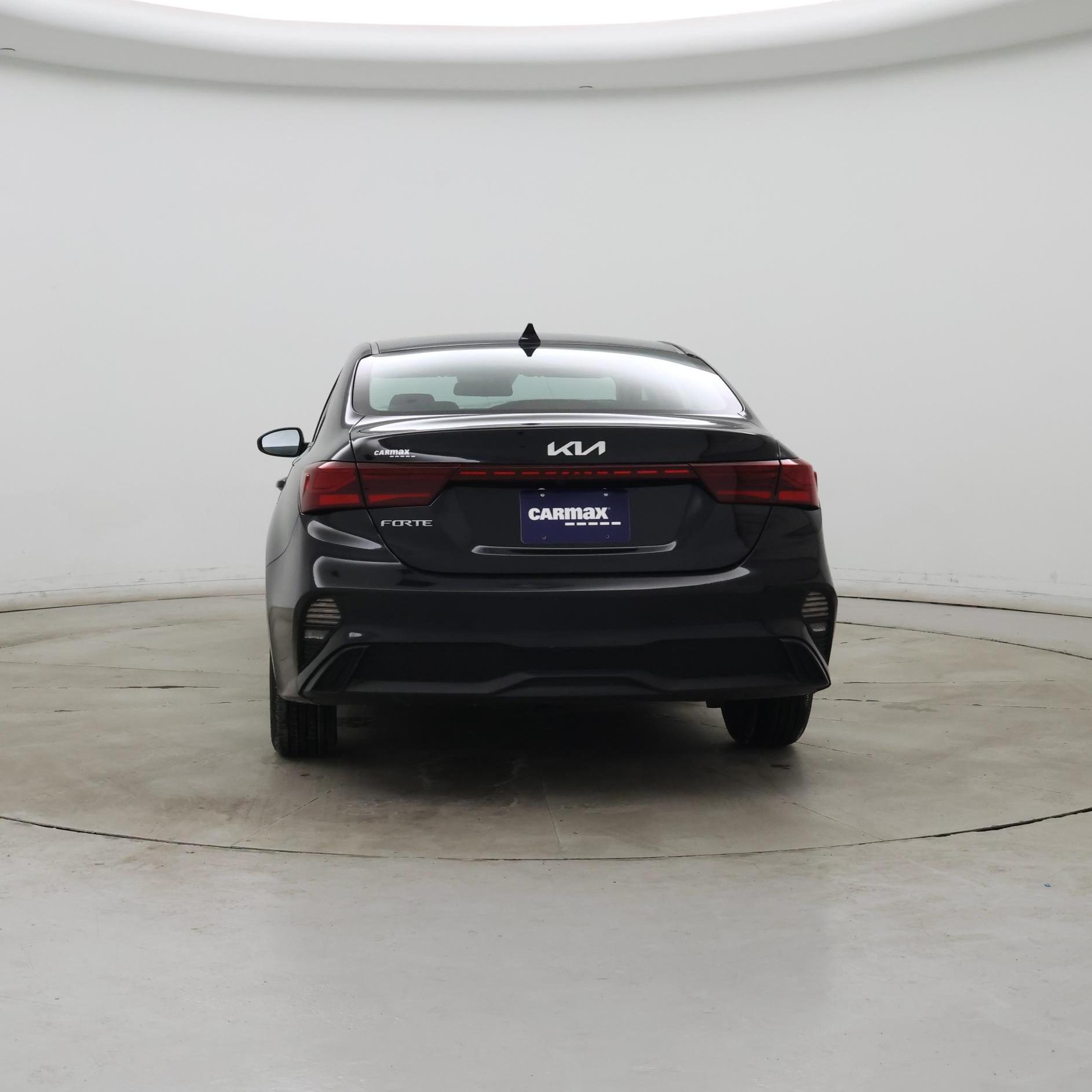 Thumbnail: 2024 Kia Forte - 6