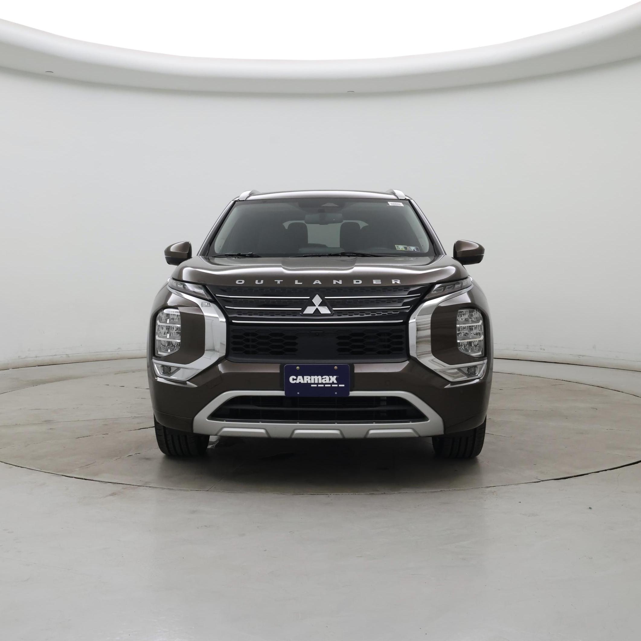 Thumbnail: 2023 Mitsubishi Outlander - 5