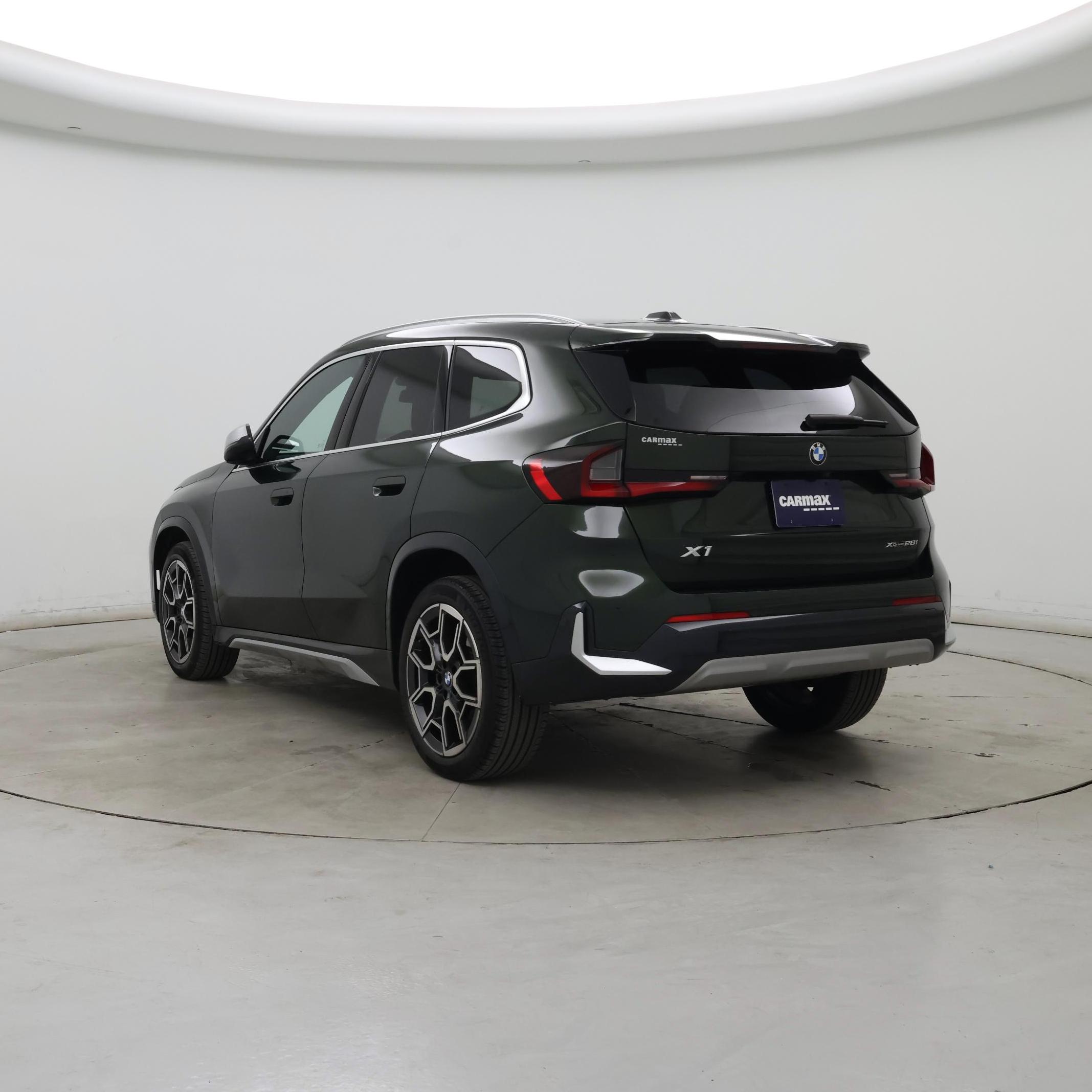 Thumbnail: 2023 BMW X1 - 2