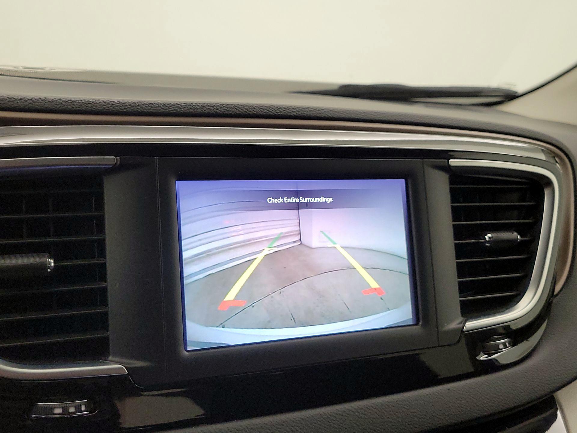 Thumbnail: 2023 Chrysler Voyager - 12