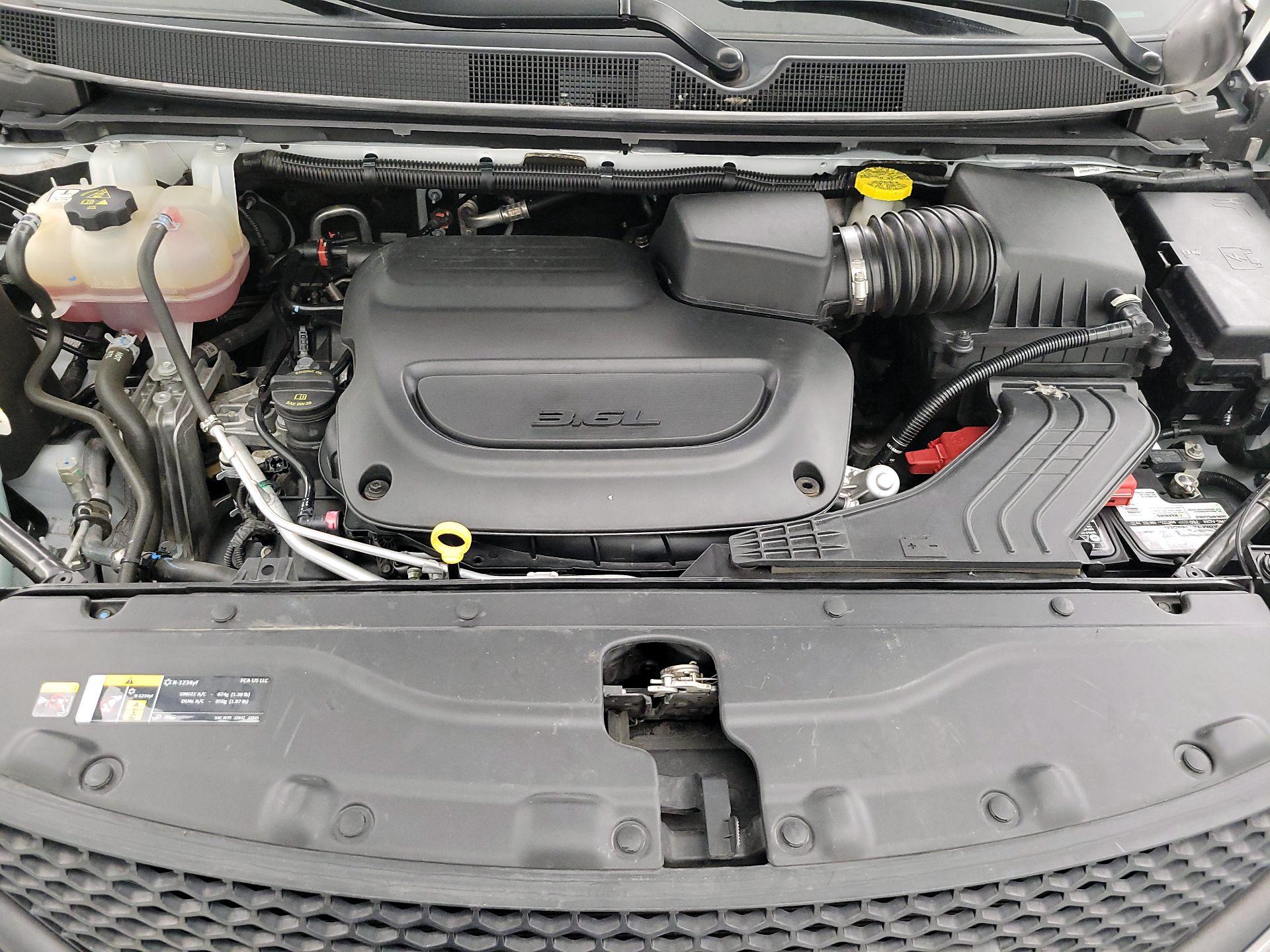 Thumbnail: 2023 Chrysler Voyager - 19