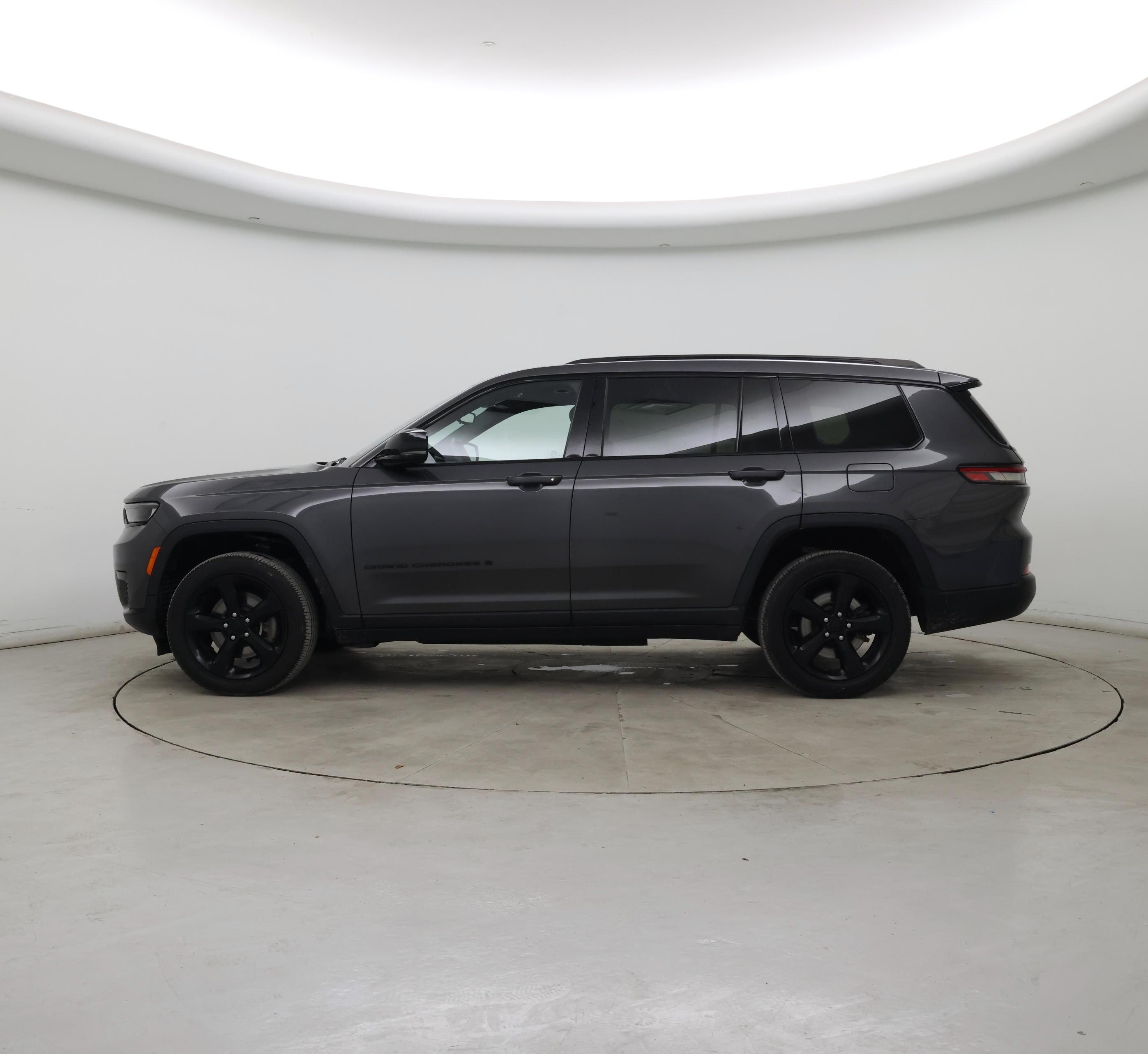 Thumbnail: 2023 Jeep Grand Cherokee L - 3