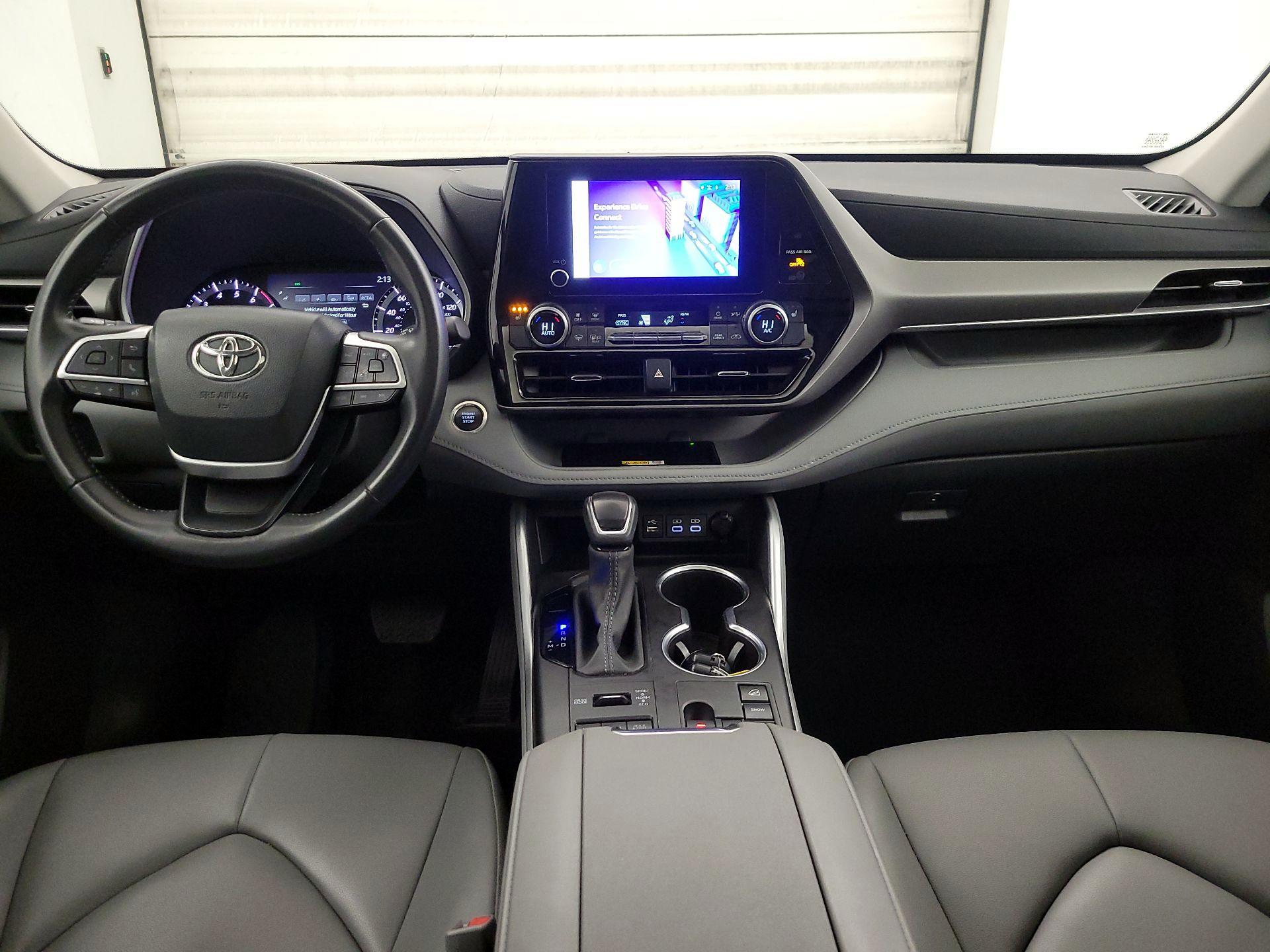 Thumbnail: 2024 Toyota Highlander - 9