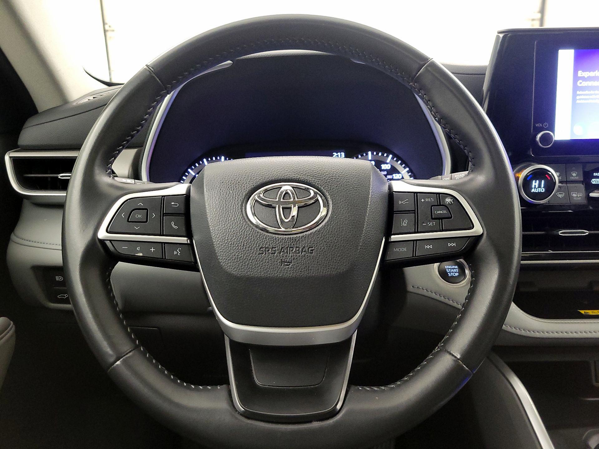 Thumbnail: 2024 Toyota Highlander - 10