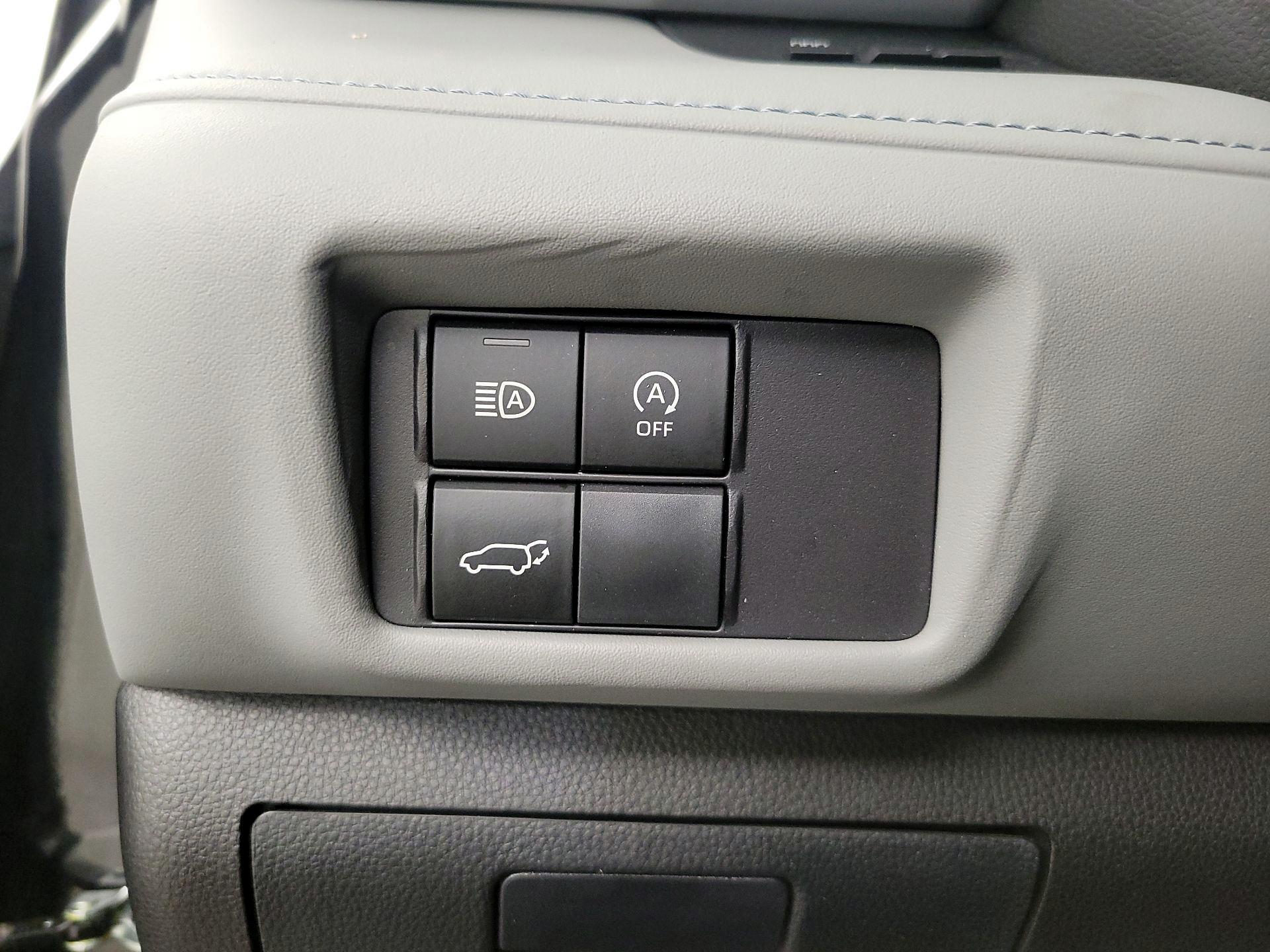 Thumbnail: 2024 Toyota Highlander - 13