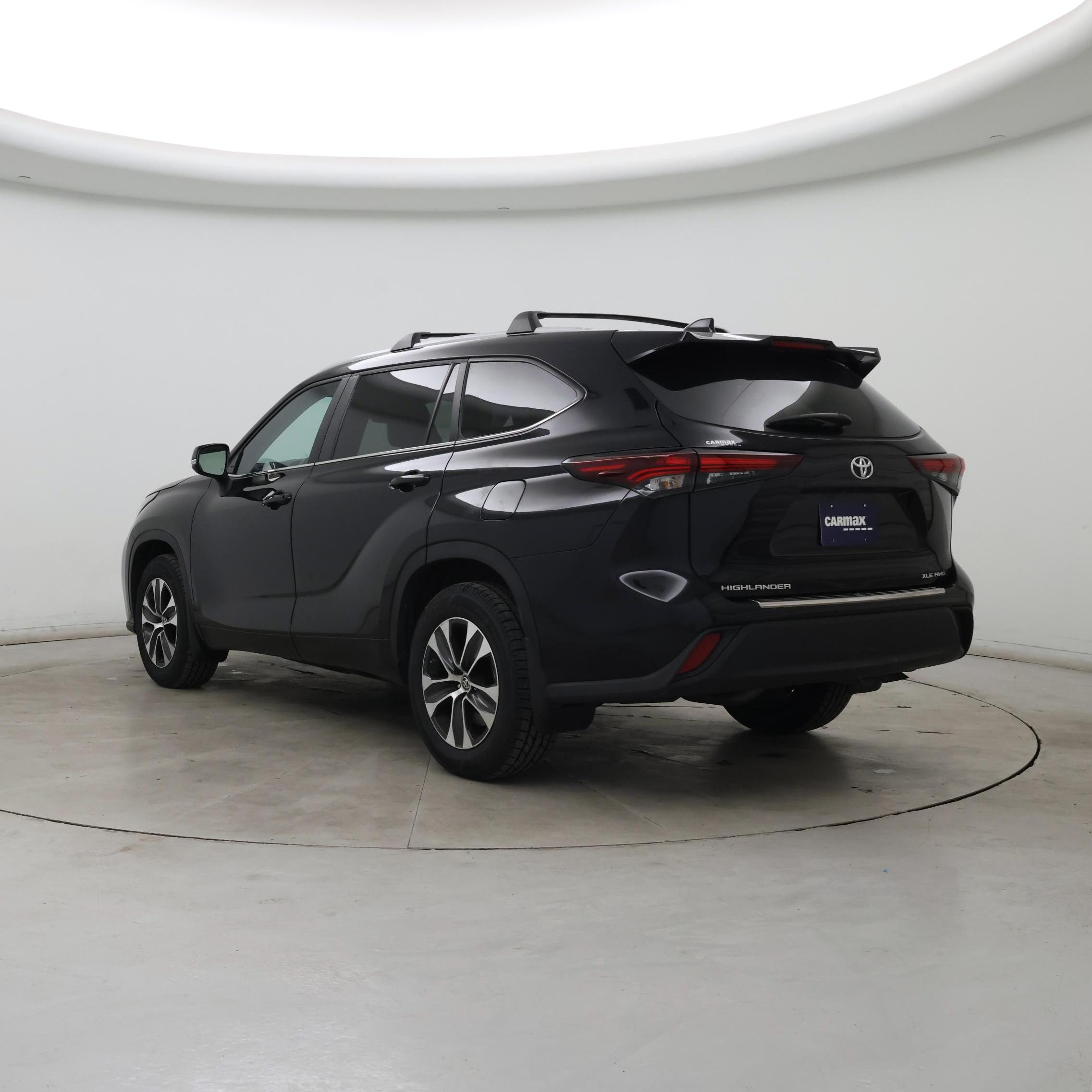 Thumbnail: 2024 Toyota Highlander - 2