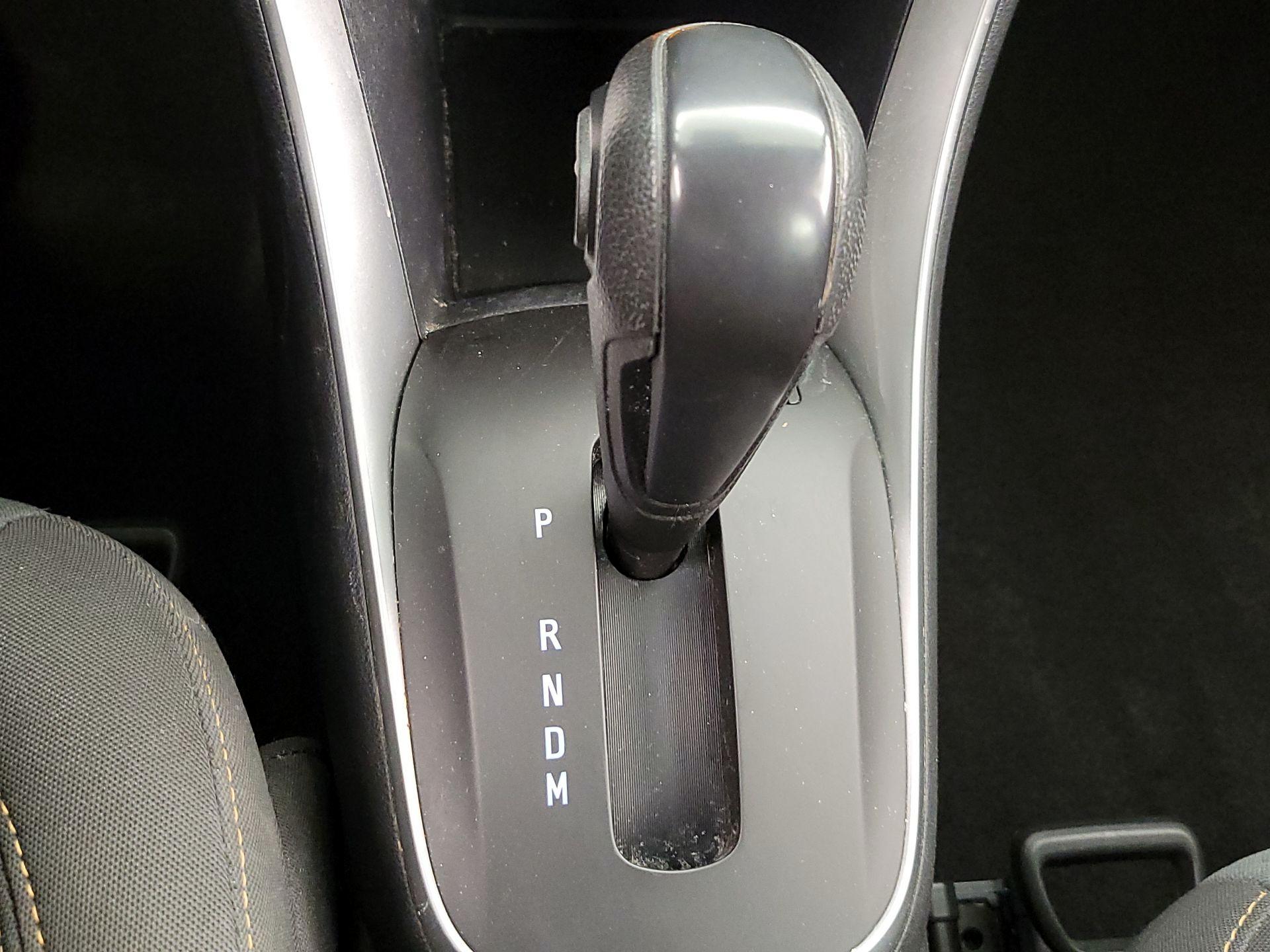 Thumbnail: 2019 Chevrolet Trax - 17