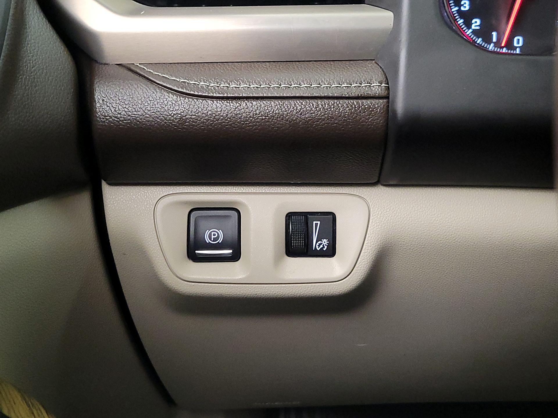 Thumbnail: 2017 GMC Acadia - 13