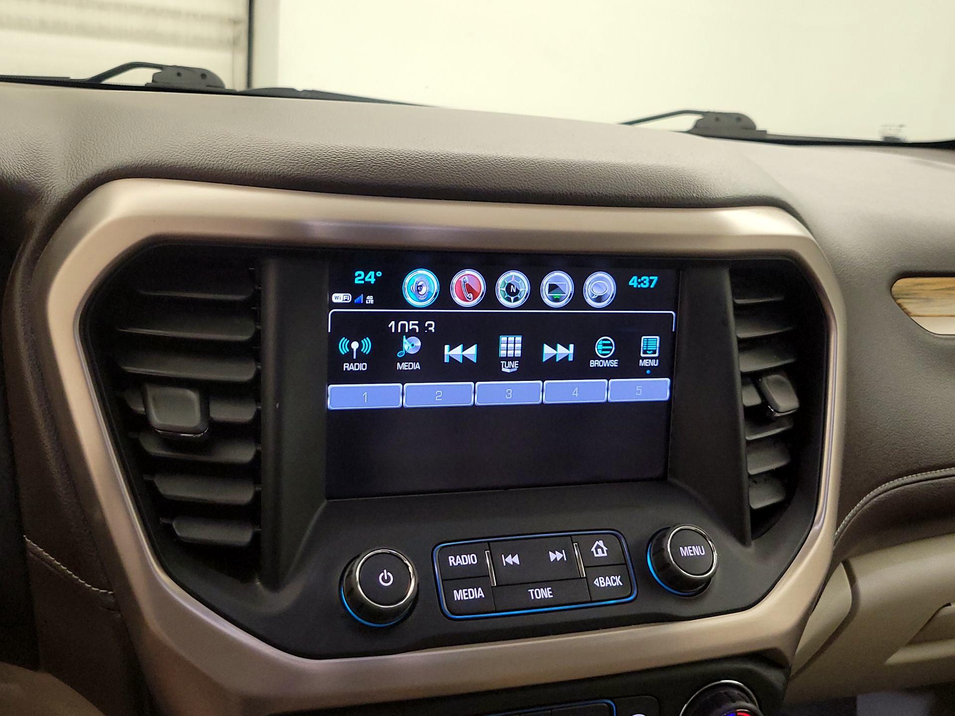 Thumbnail: 2017 GMC Acadia - 16