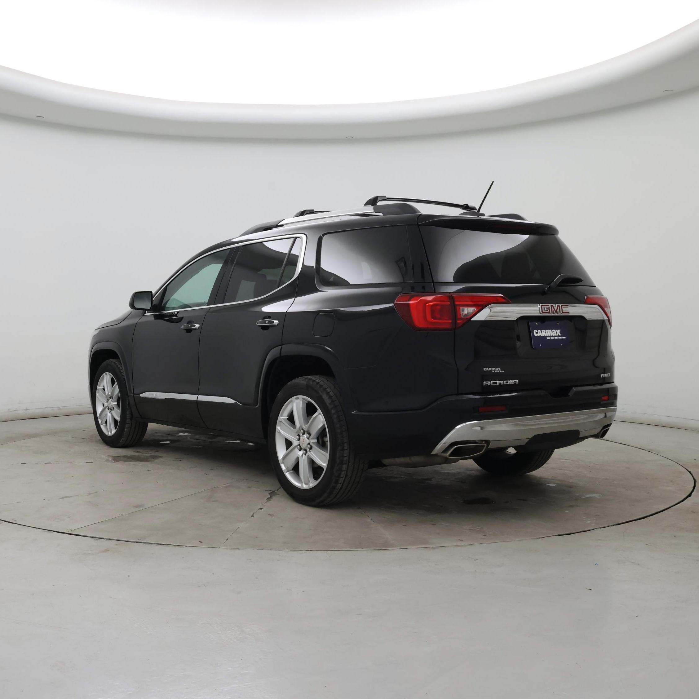 Thumbnail: 2017 GMC Acadia - 2