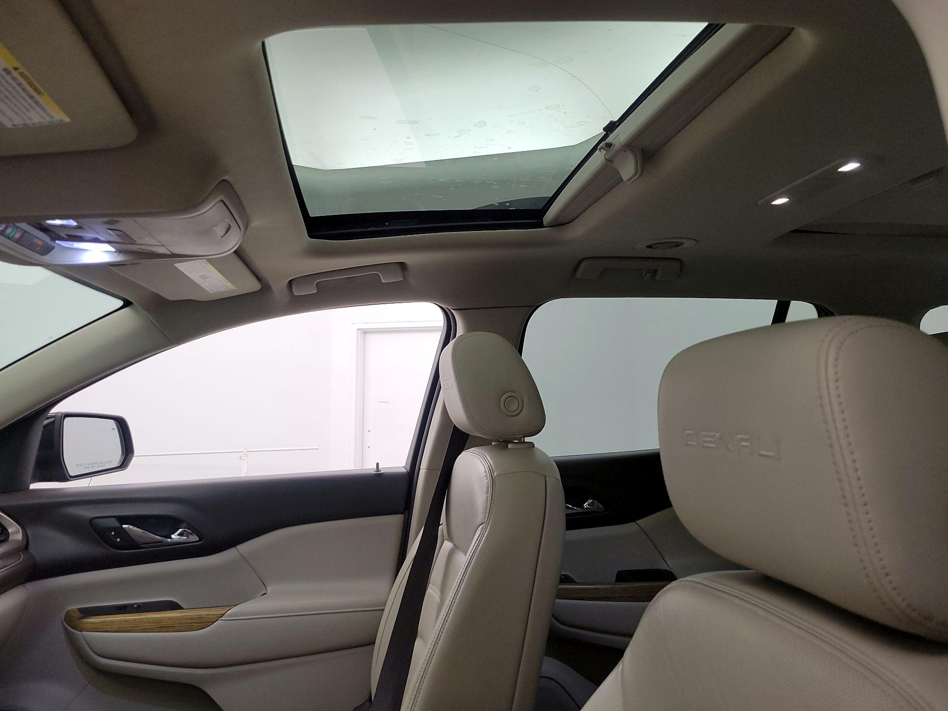 Thumbnail: 2017 GMC Acadia - 20