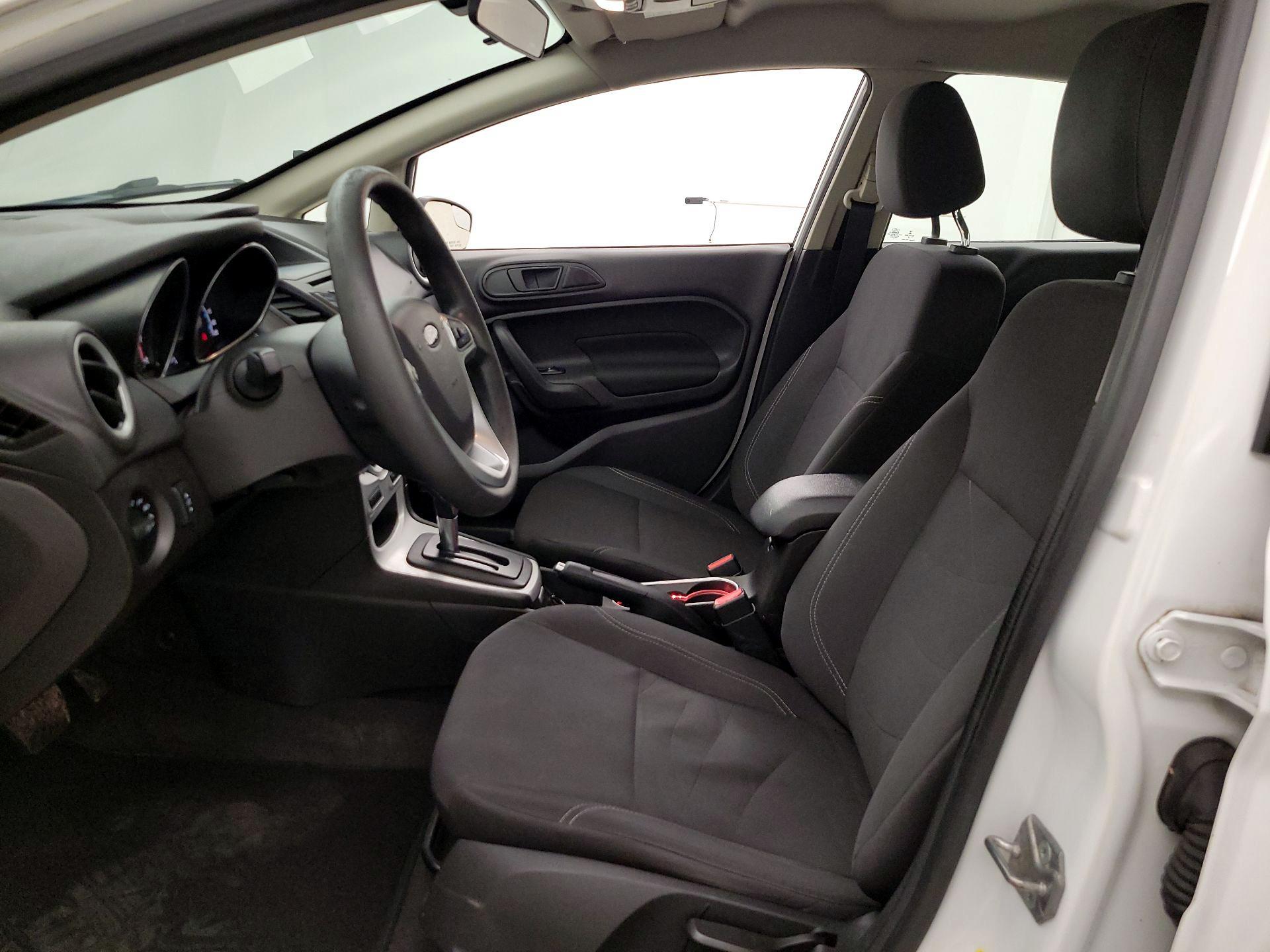 Thumbnail: 2017 Ford Fiesta - 11