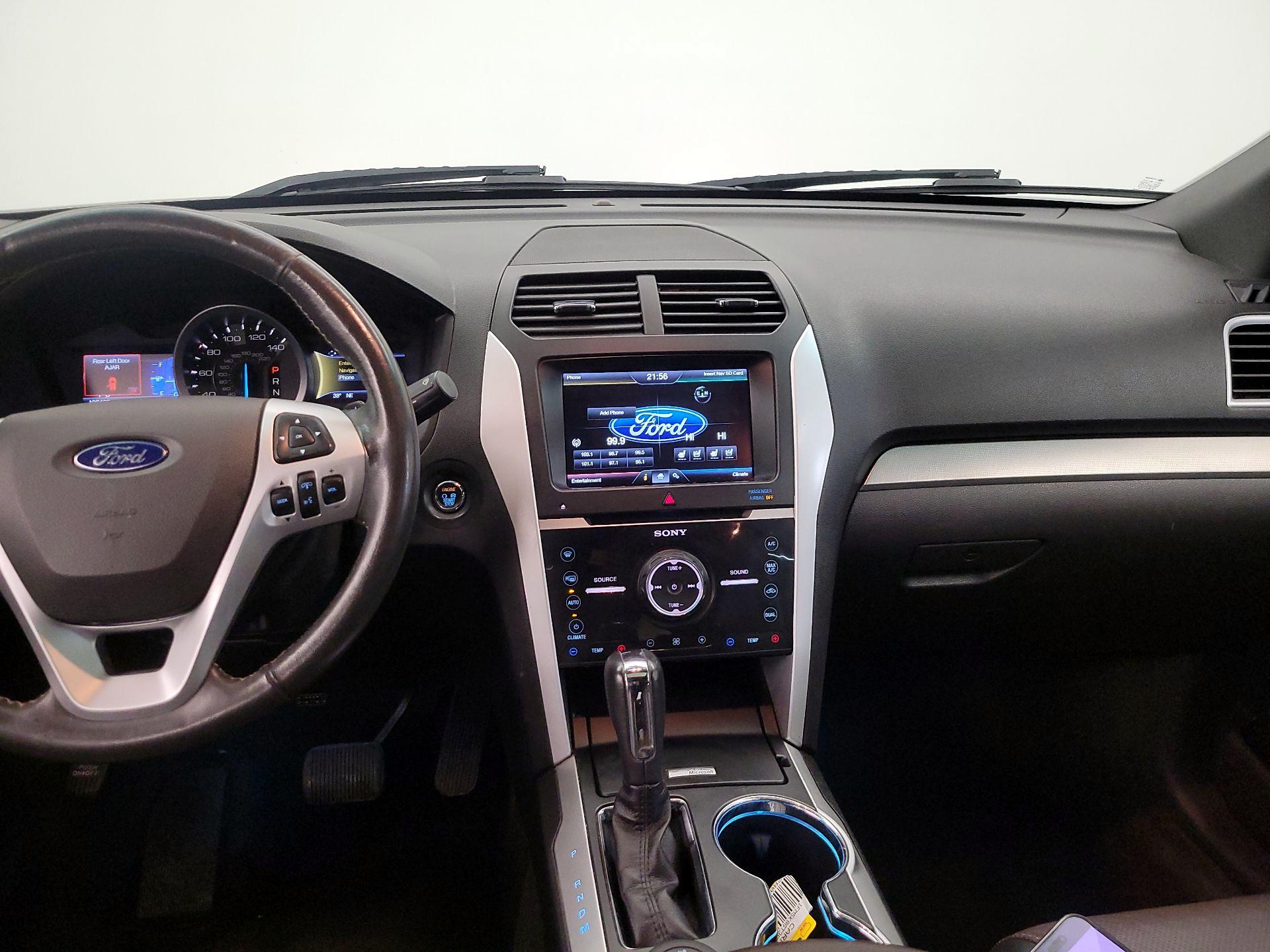 Thumbnail: 2014 Ford Explorer - 9