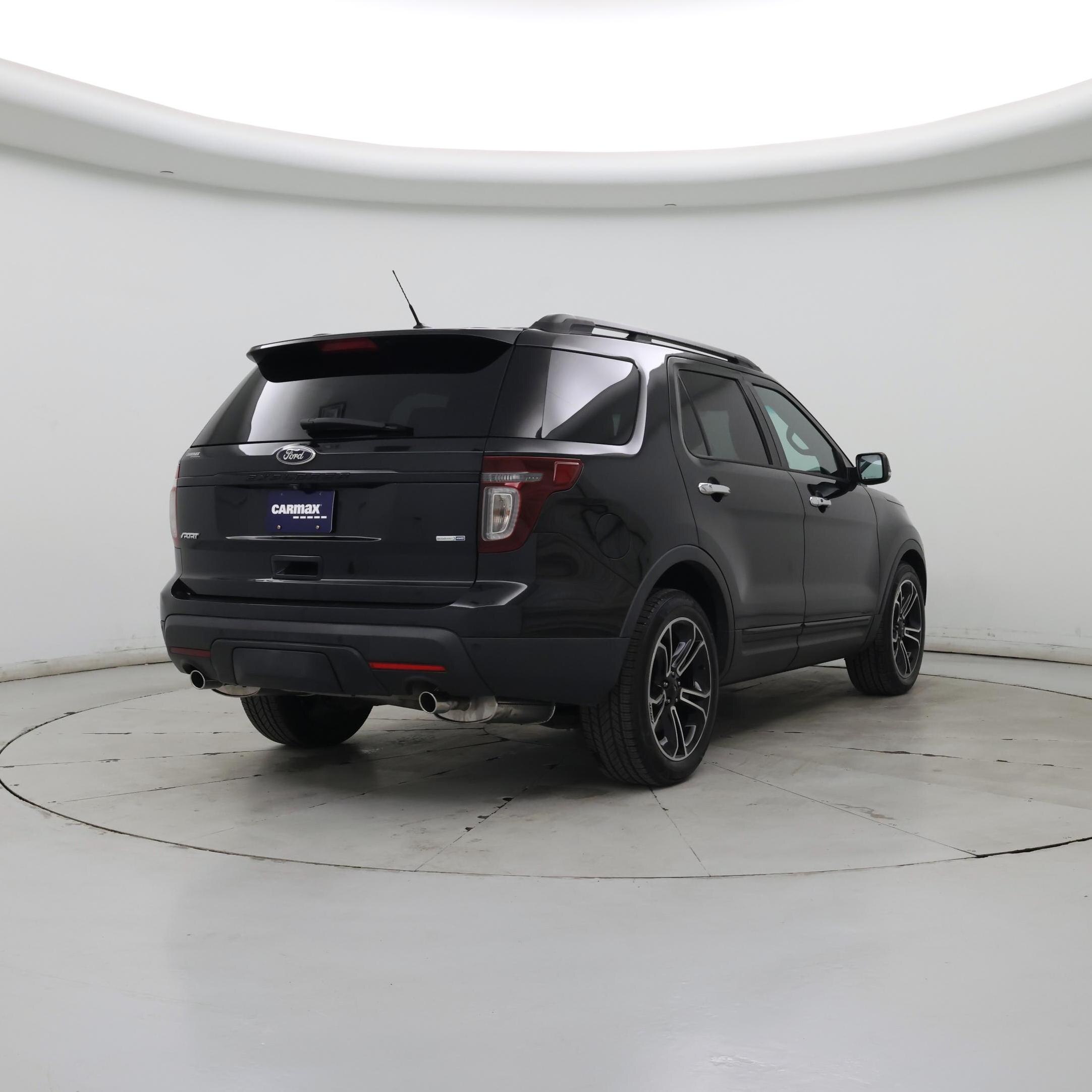 Thumbnail: 2014 Ford Explorer - 8