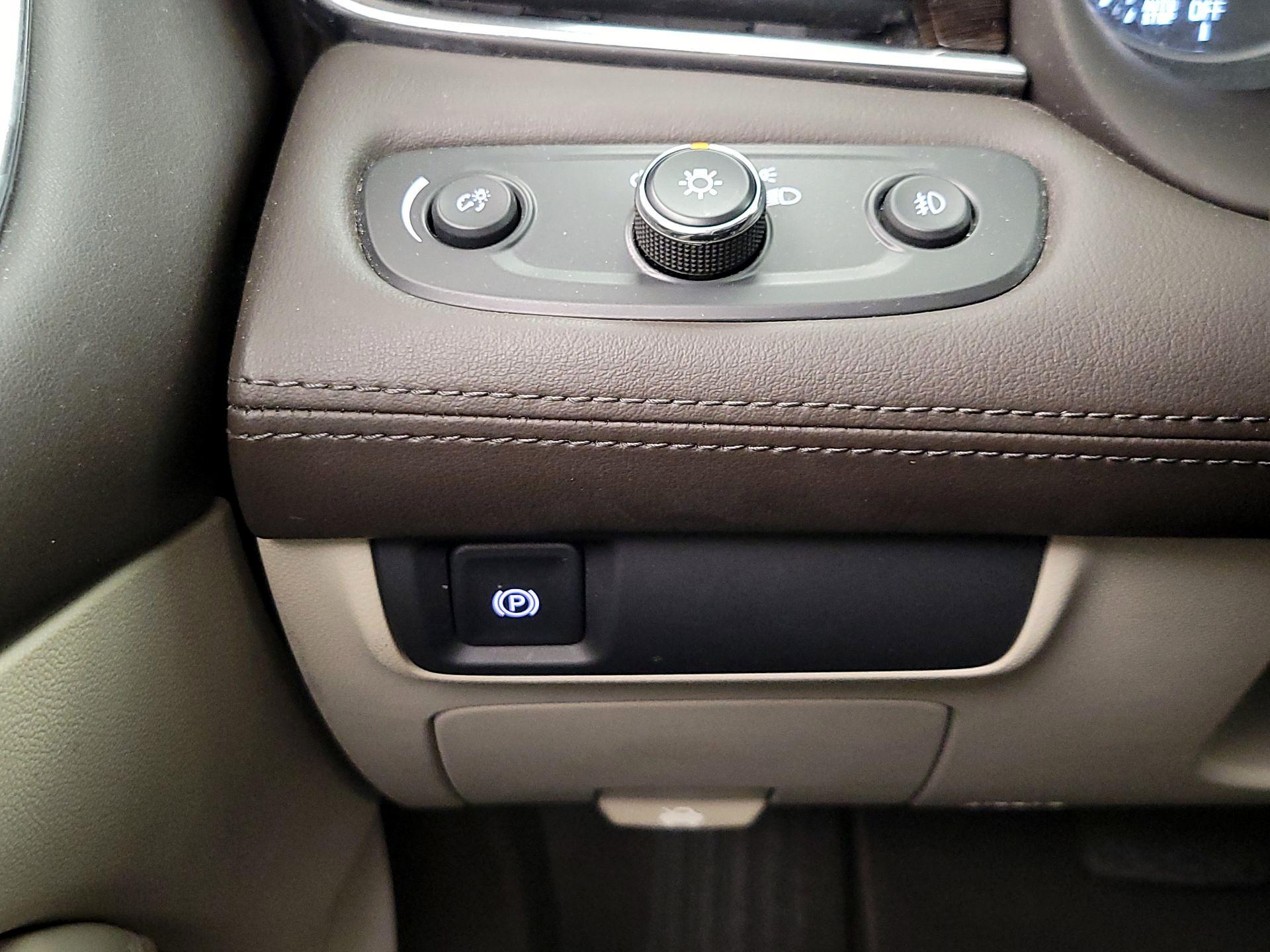 Thumbnail: 2017 Buick LaCrosse - 13